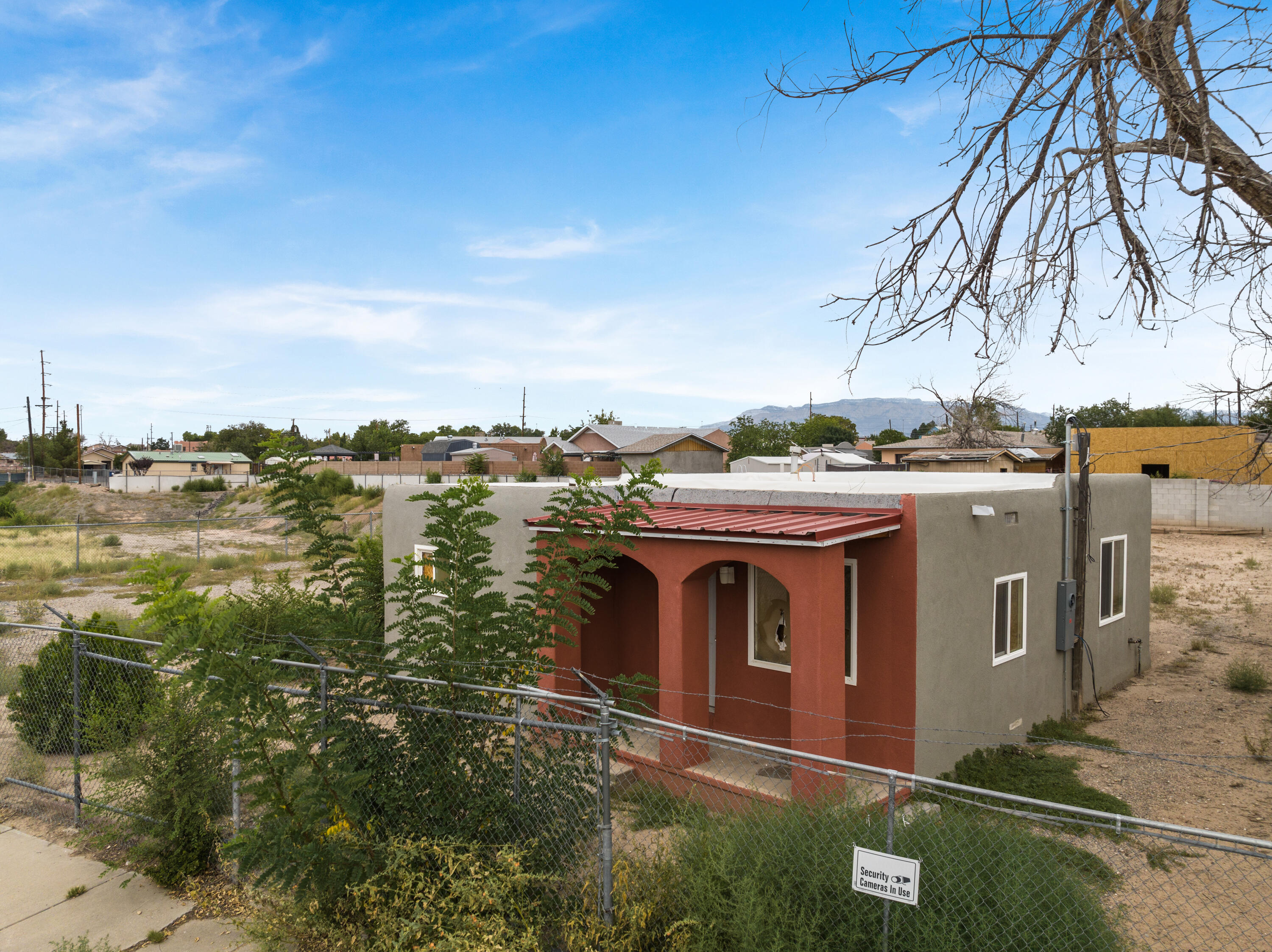1430 Franciscan Street NE, Albuquerque, NM 87102