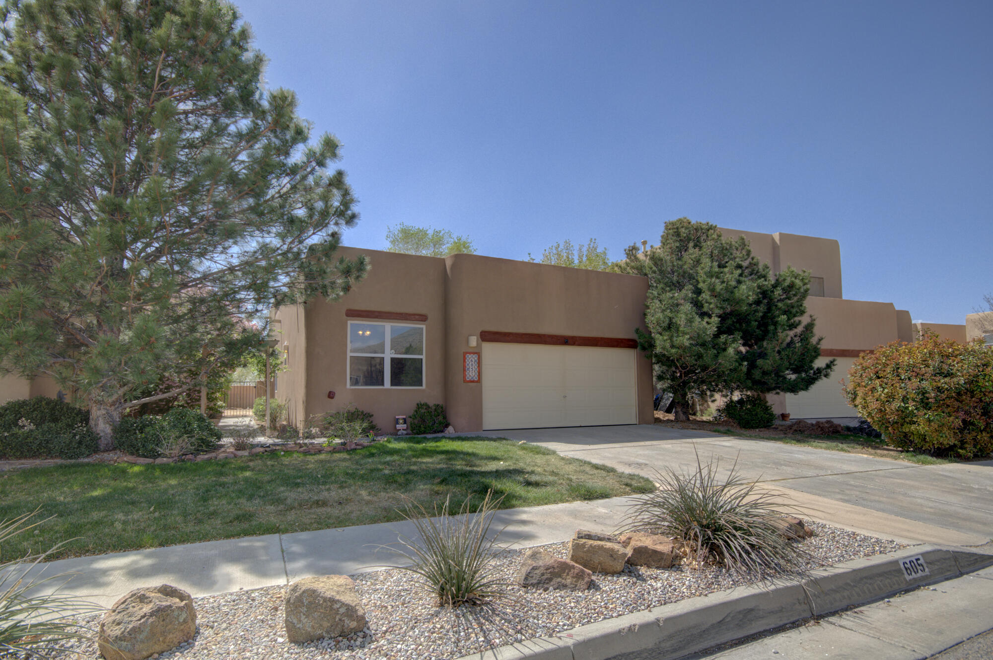 605 Granite Point Trail SE, Albuquerque, NM 87123