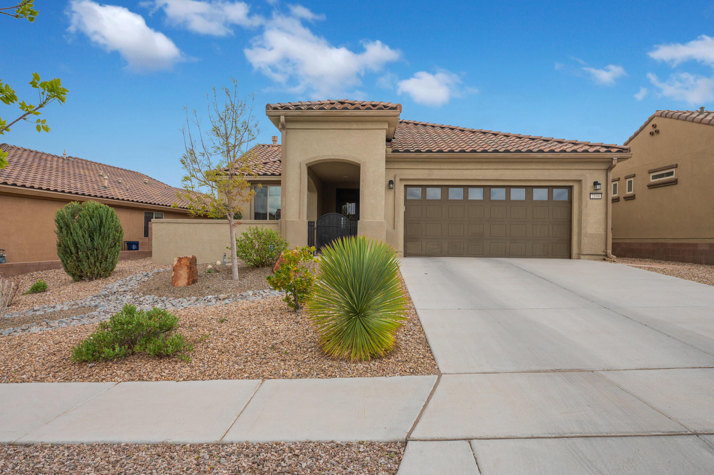 2108 Willow Canyon Trail NW, Albuquerque, NM 87120
