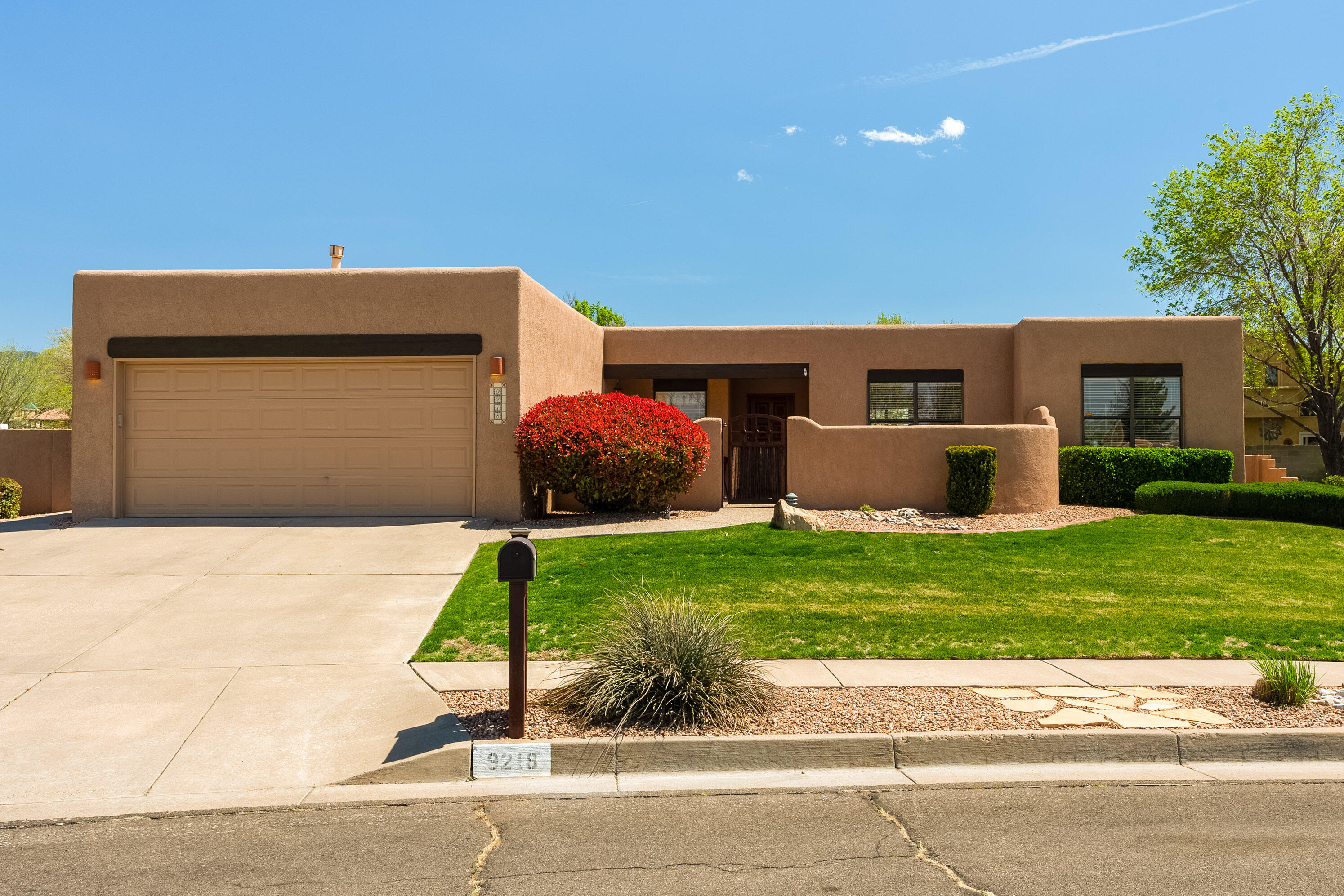 9218 Hagerman Avenue NE, Albuquerque, NM 87109
