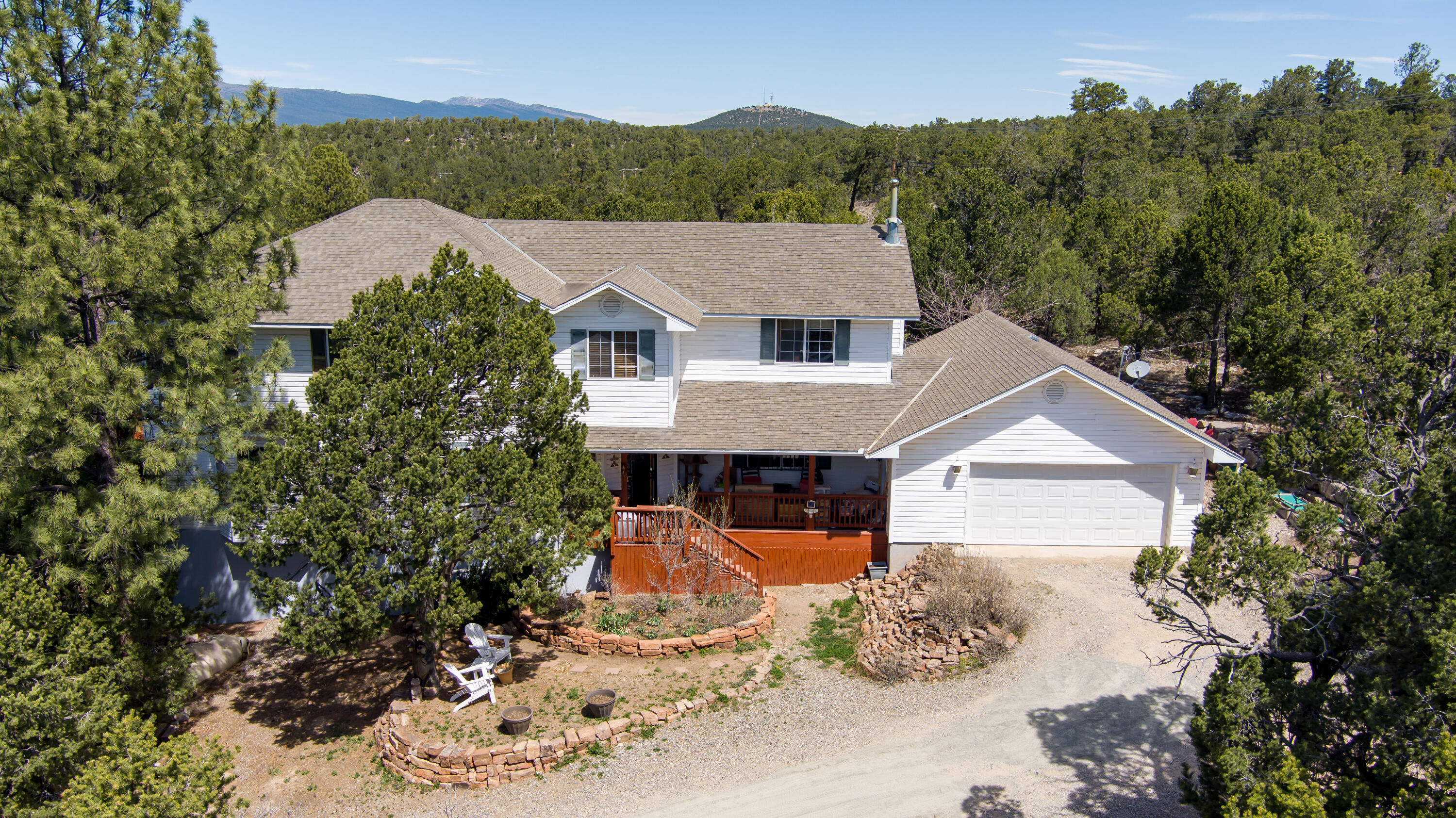 22 Lamplighter Road, Tijeras, NM 87059
