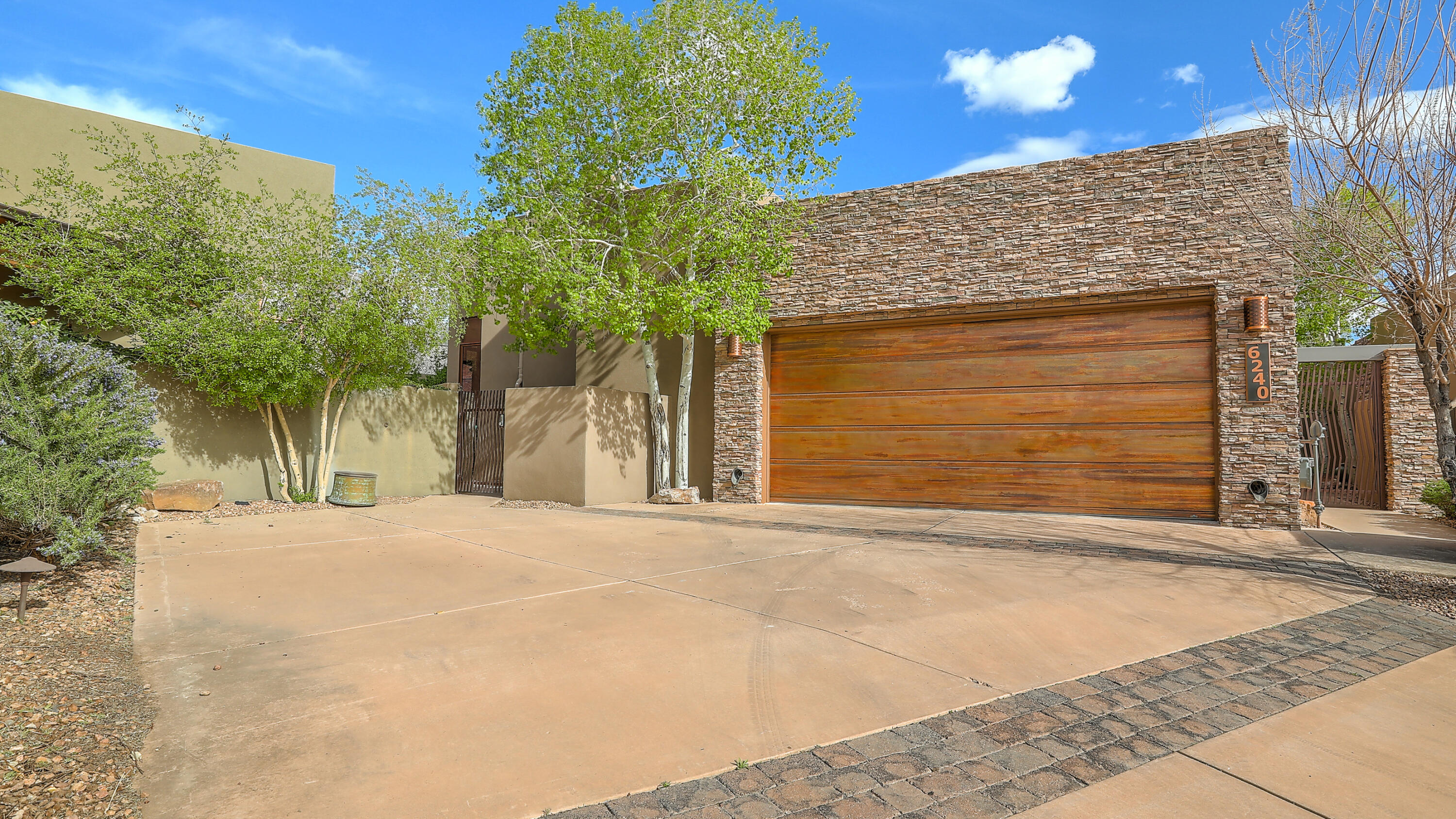 6240 Ghost Flower Trail NE, Albuquerque, NM 87111