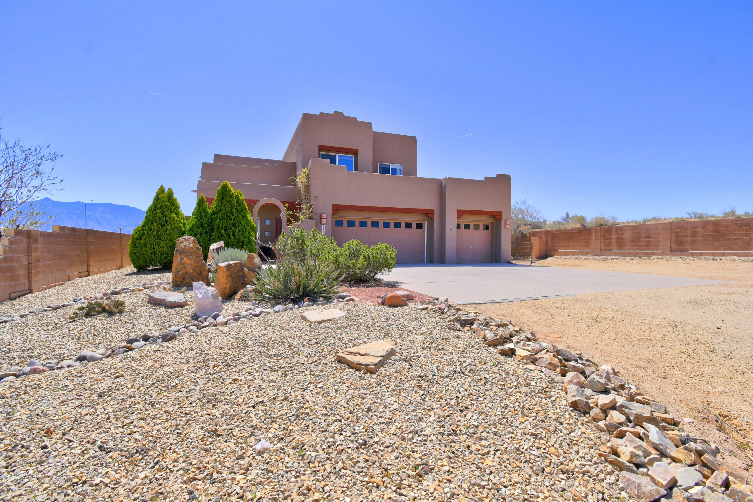 1296 Monterrey Road NE, Rio Rancho, NM 87144