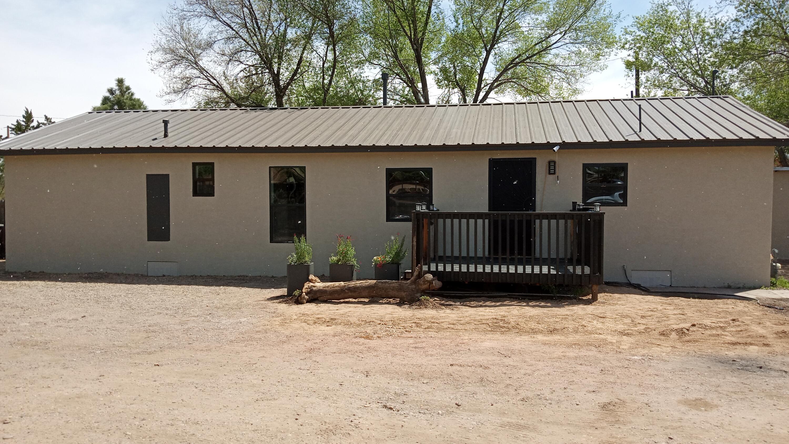 10031 Guadalupe Trail NW A, Albuquerque, NM 87114