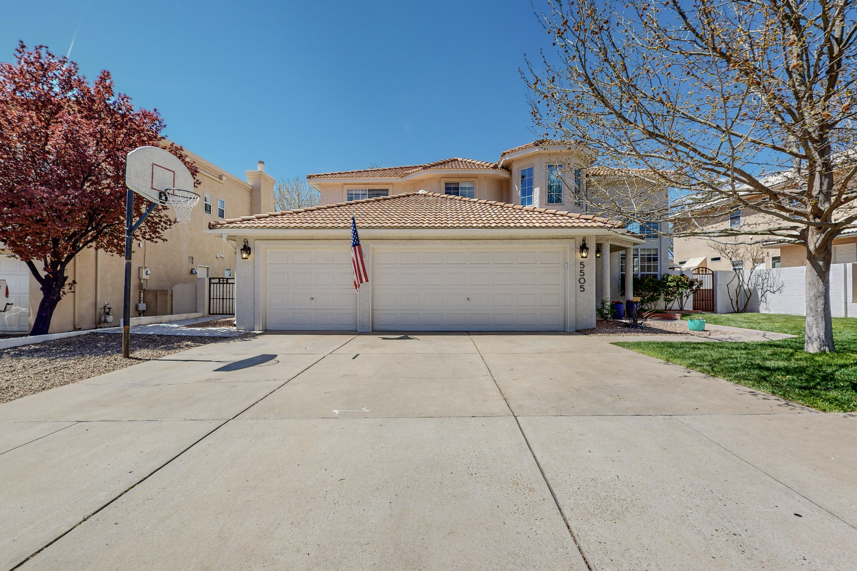 5505 Camino Arbustos, Albuquerque, NM 87111