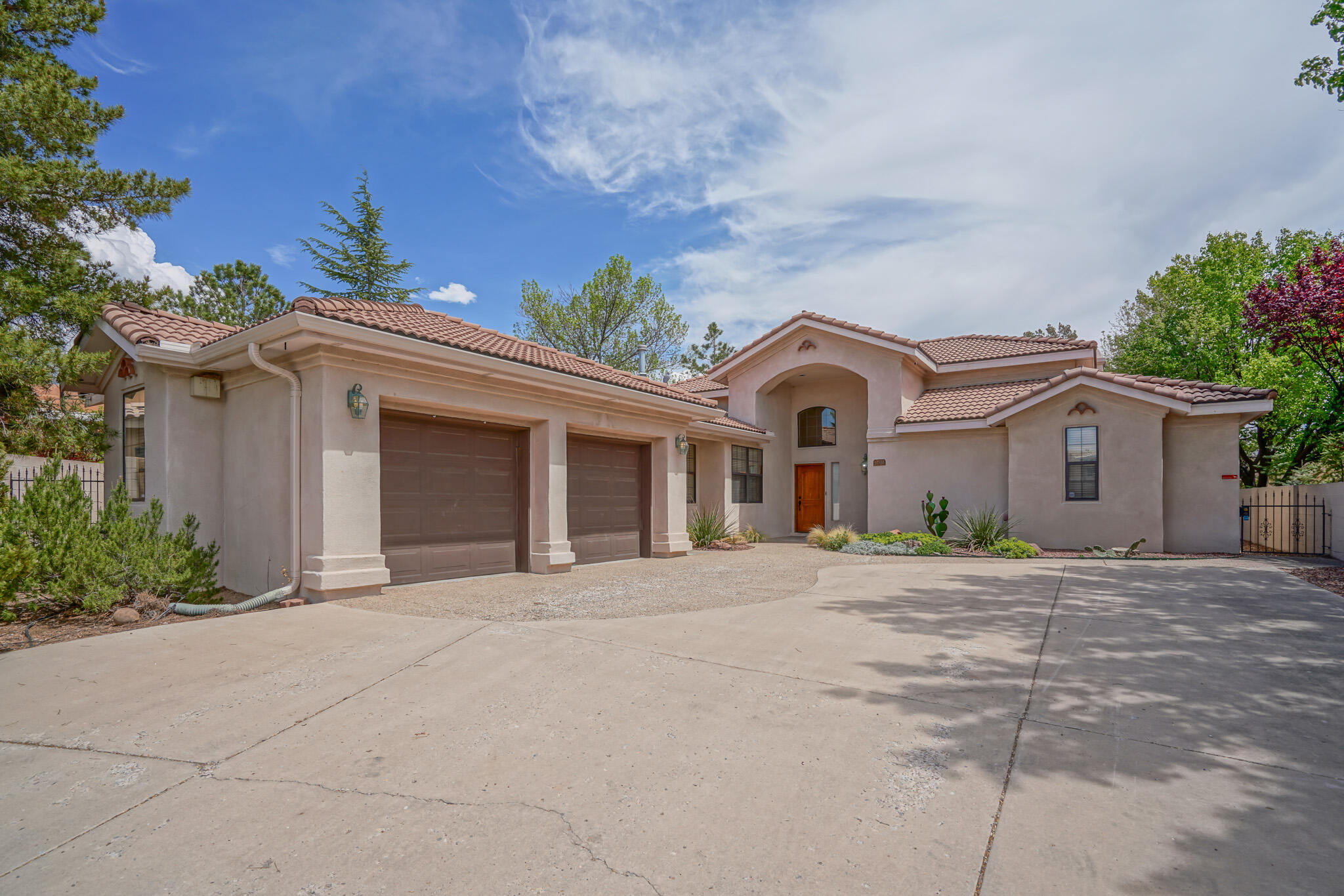 5706 Mimosa Court NE, Albuquerque, NM 87111