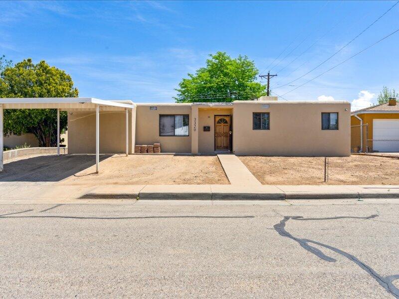 3320 Alvarado Drive NE, Albuquerque, NM 87110
