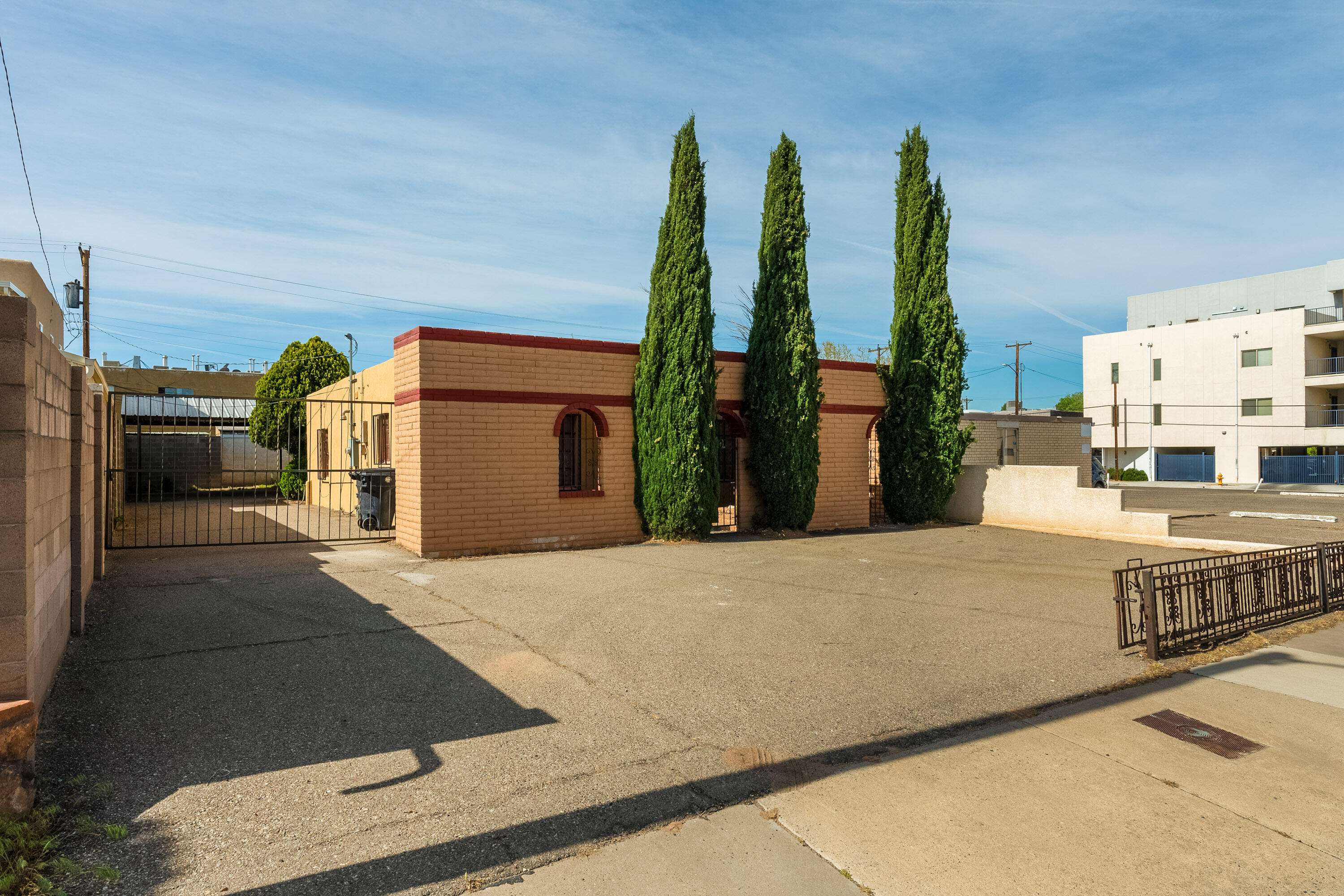 4210 Silver Avenue SE, Albuquerque, NM 87108