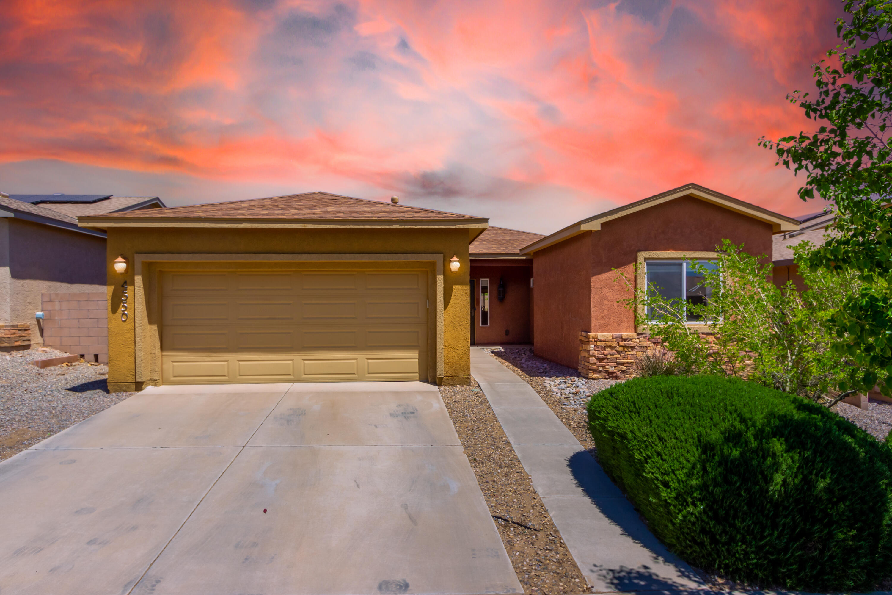 West Los Lunas Area Homes for Sale