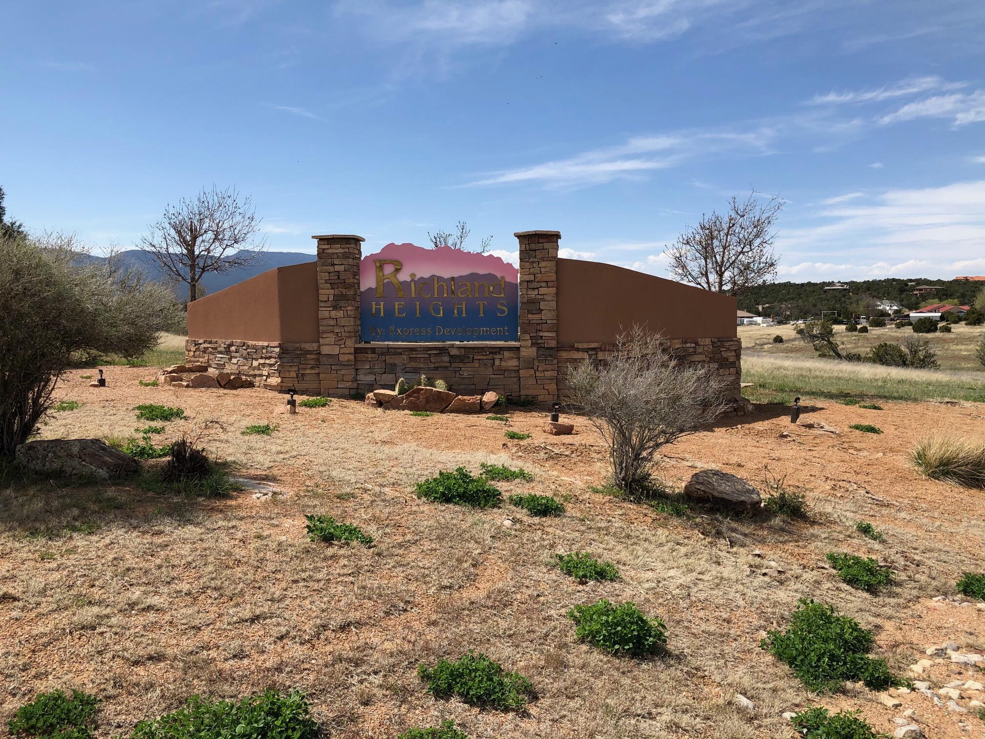 11 Premier Court, Sandia Park, NM 87047