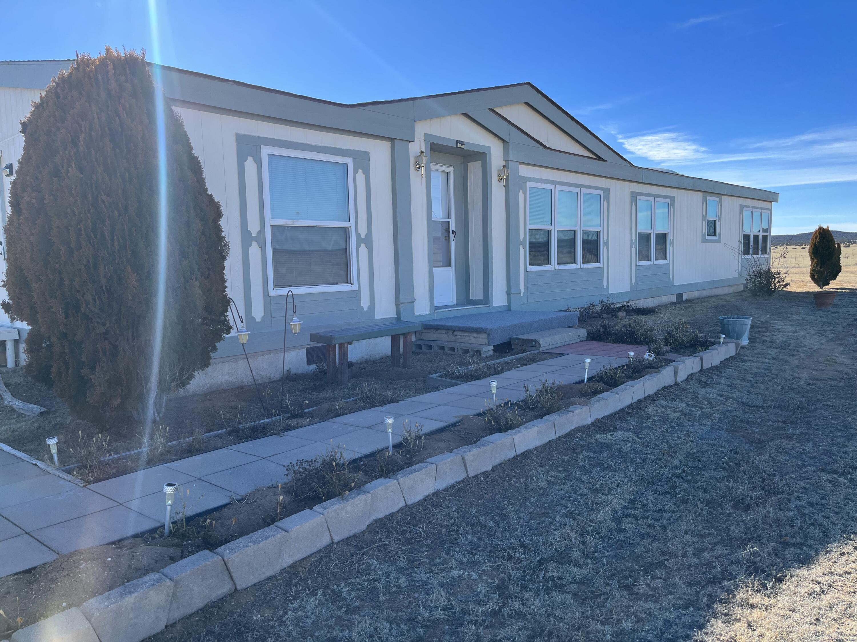 375 Mcnabb Road, Moriarty, NM 87035