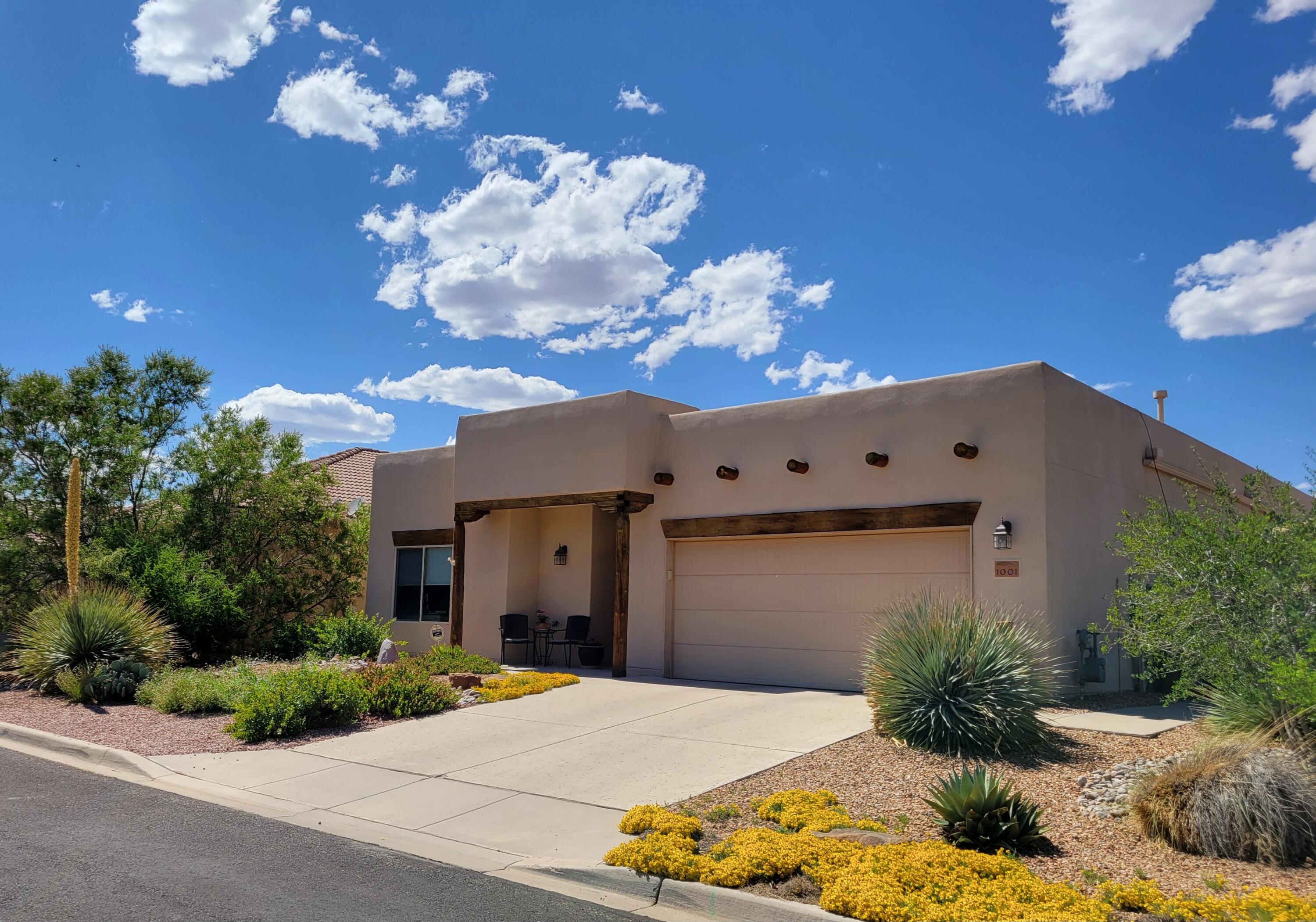 1001 Purple Aster Drive, Bernalillo, NM 87004
