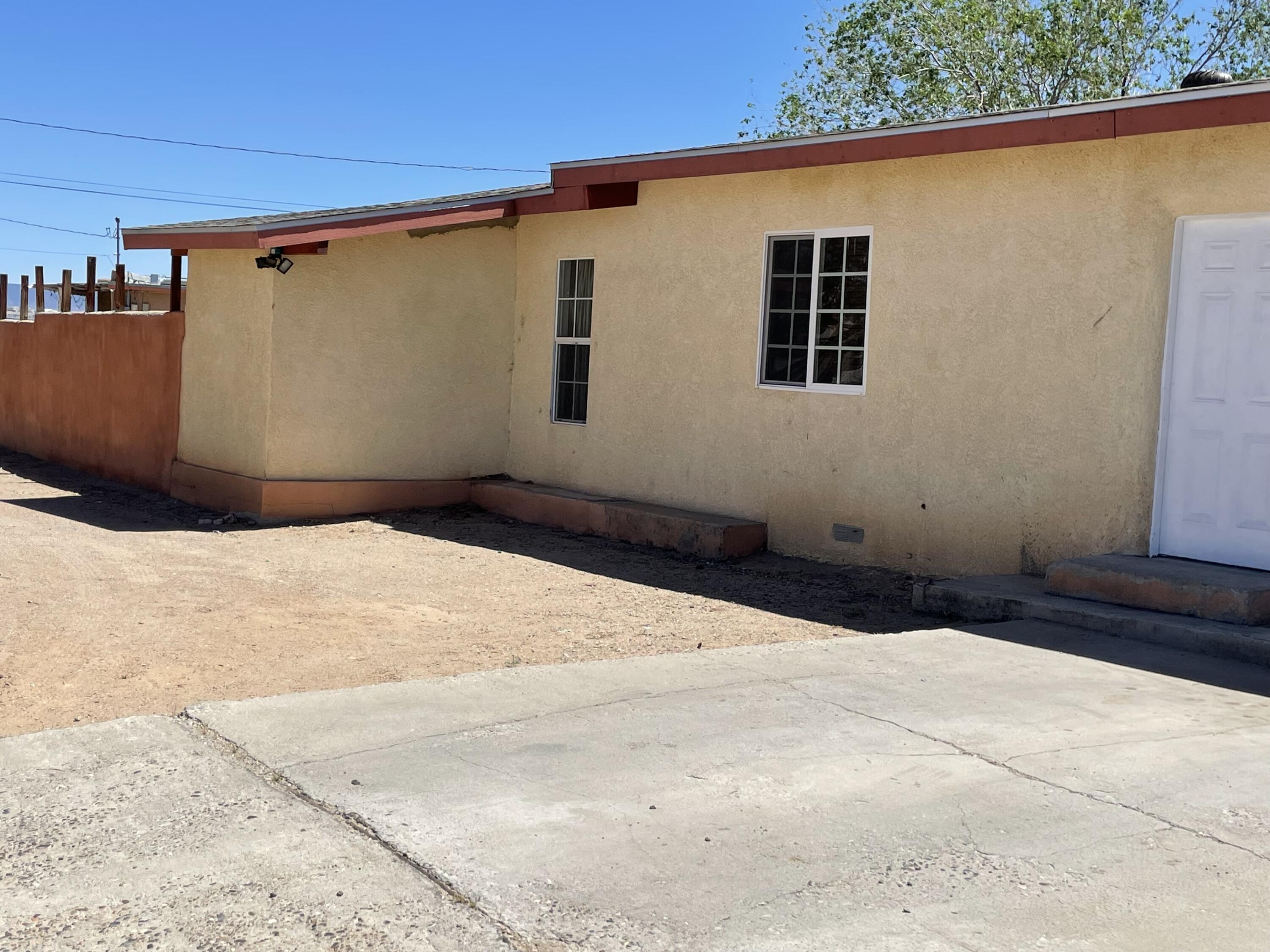 5500 Gallegos Road SW, Albuquerque, NM 87105