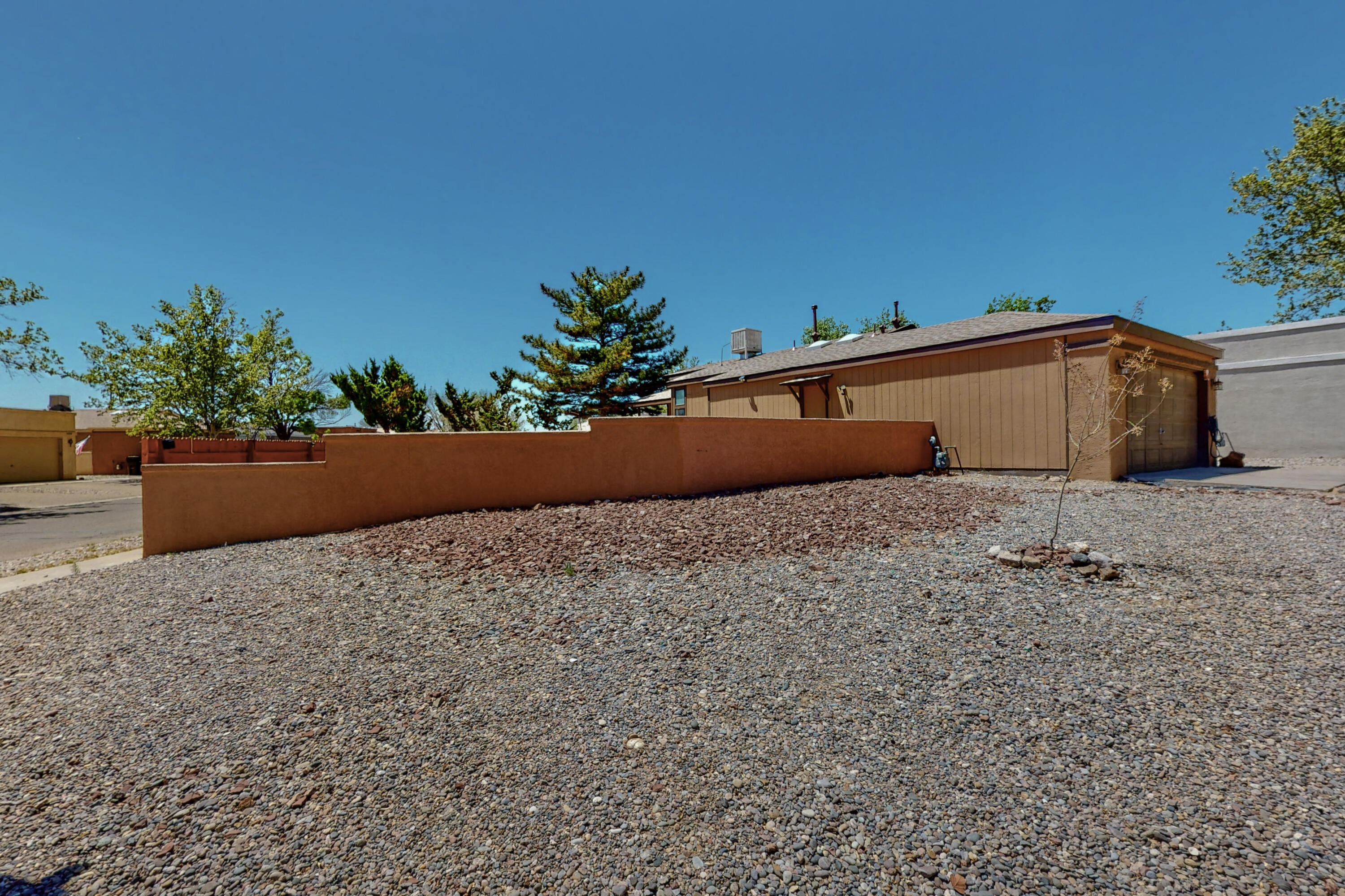 1888 Peach Road NE, Rio Rancho, NM 87144