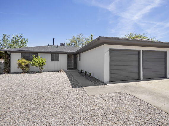 3825 Hilton Avenue NE, Albuquerque, NM 87110