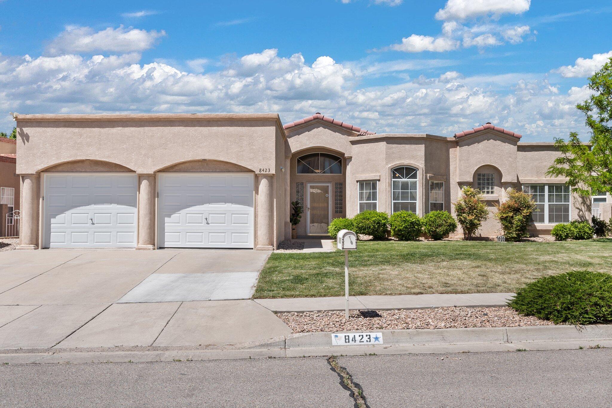8423 Petaluma Drive NE, Albuquerque, NM 87122