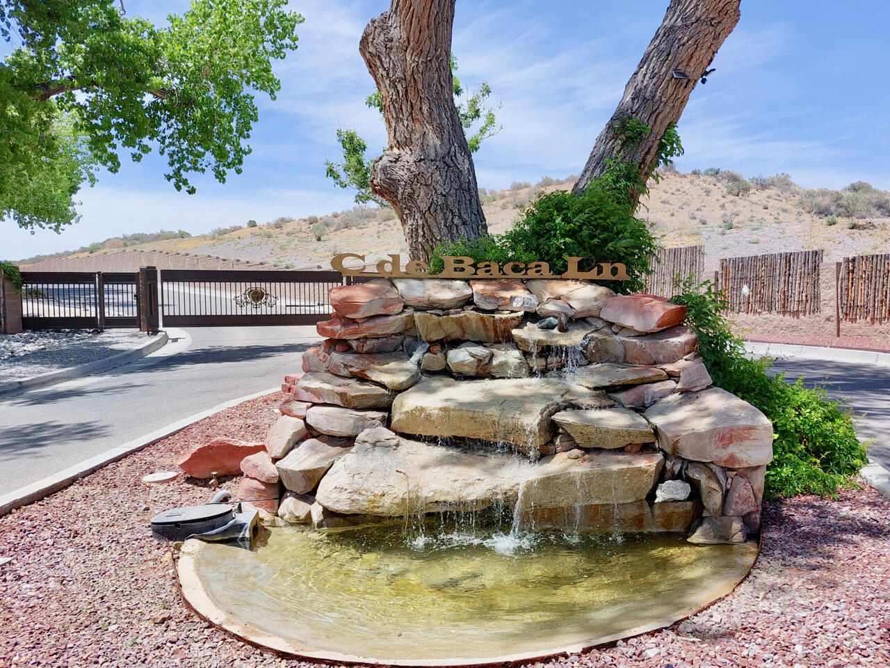 1013 C De Baca Lane, Bernalillo, NM 87004
