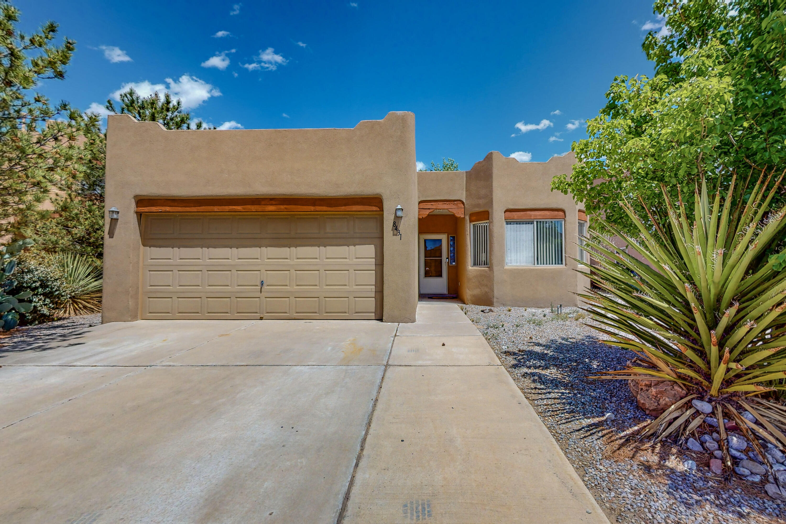 8431 Scarlet Place NW, Albuquerque, NM 87120