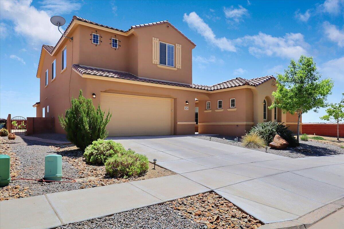 617 Sierra Verde Way NE, Rio Rancho, NM 87124