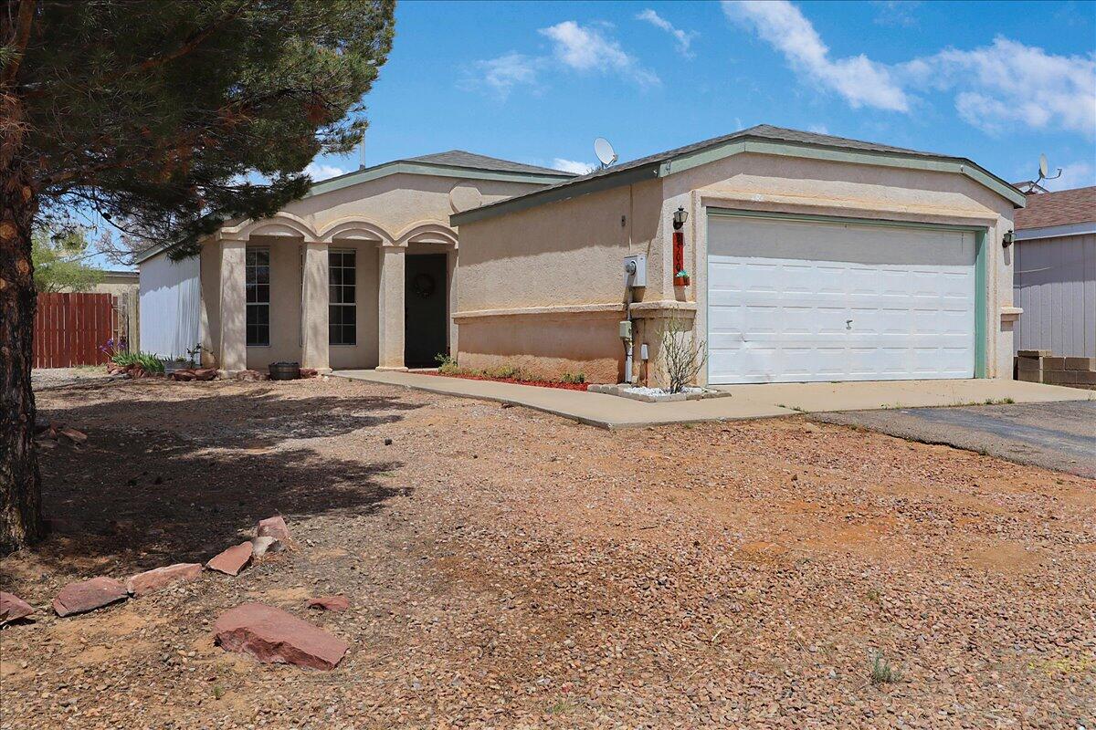 2500 Stallion Loop SE, Rio Rancho, NM 87124