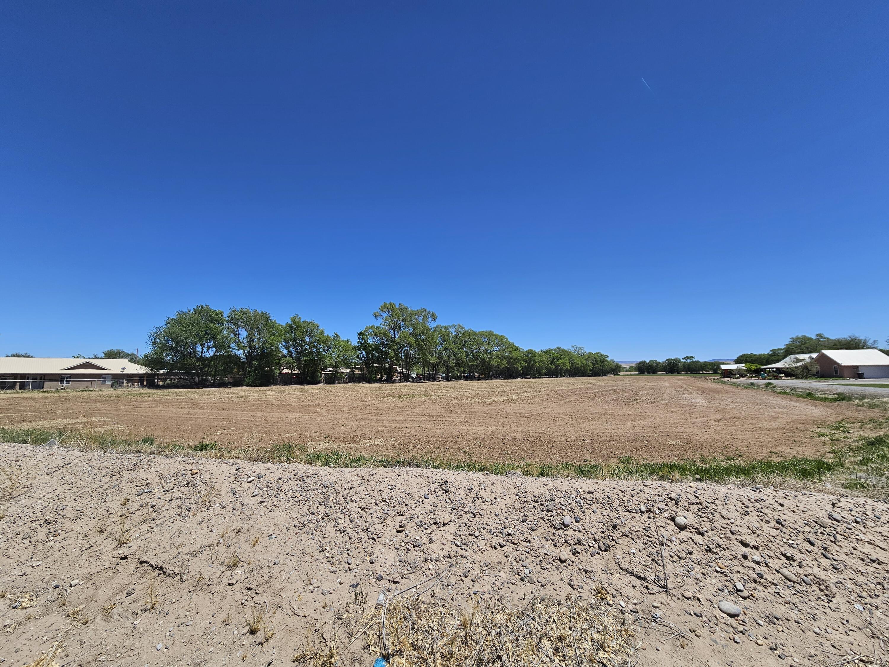 6360 Isleta Boulevard SW, Albuquerque, NM 87105