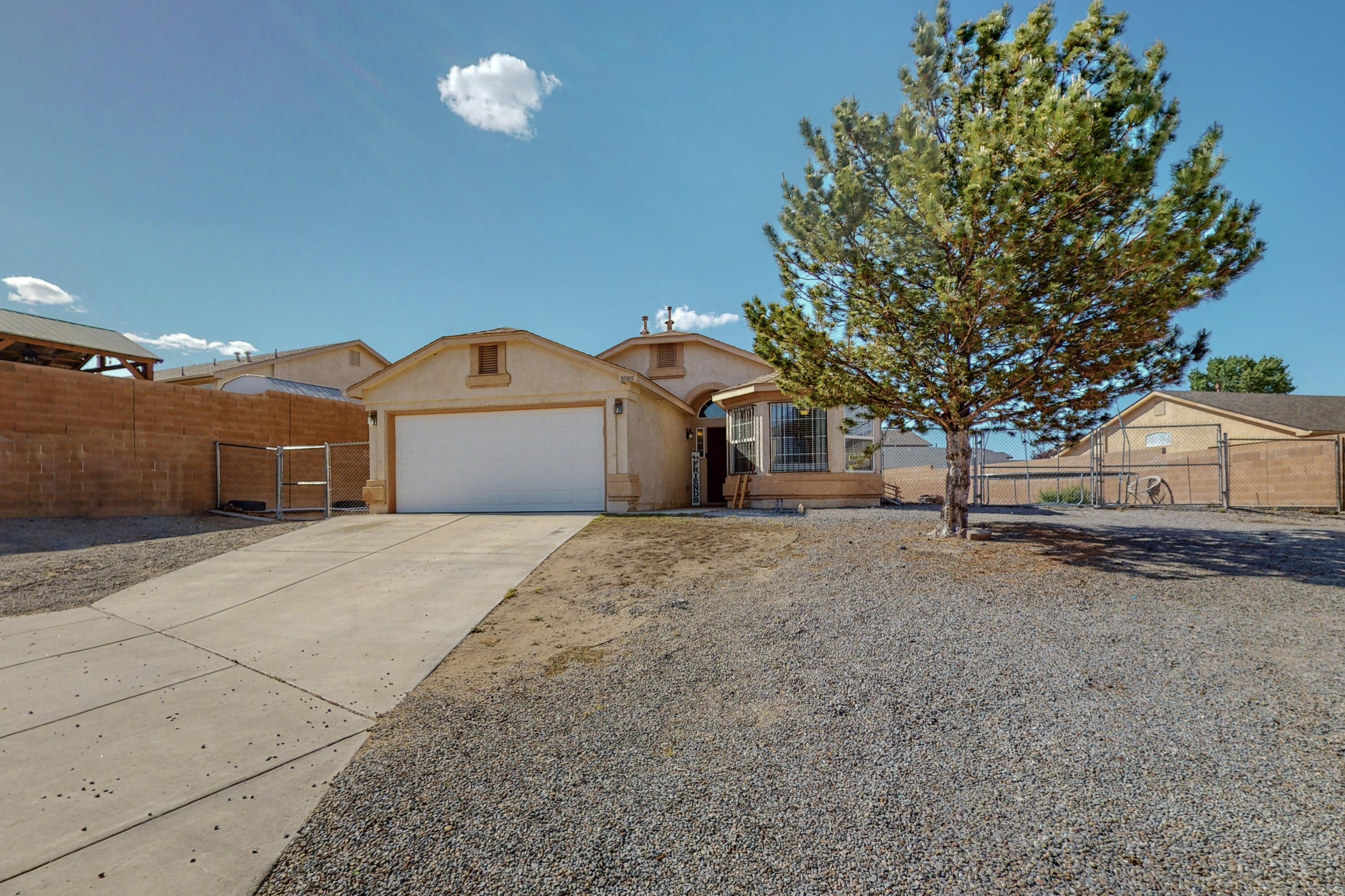 10305 Lone Tree Road SW, Albuquerque, NM 87121