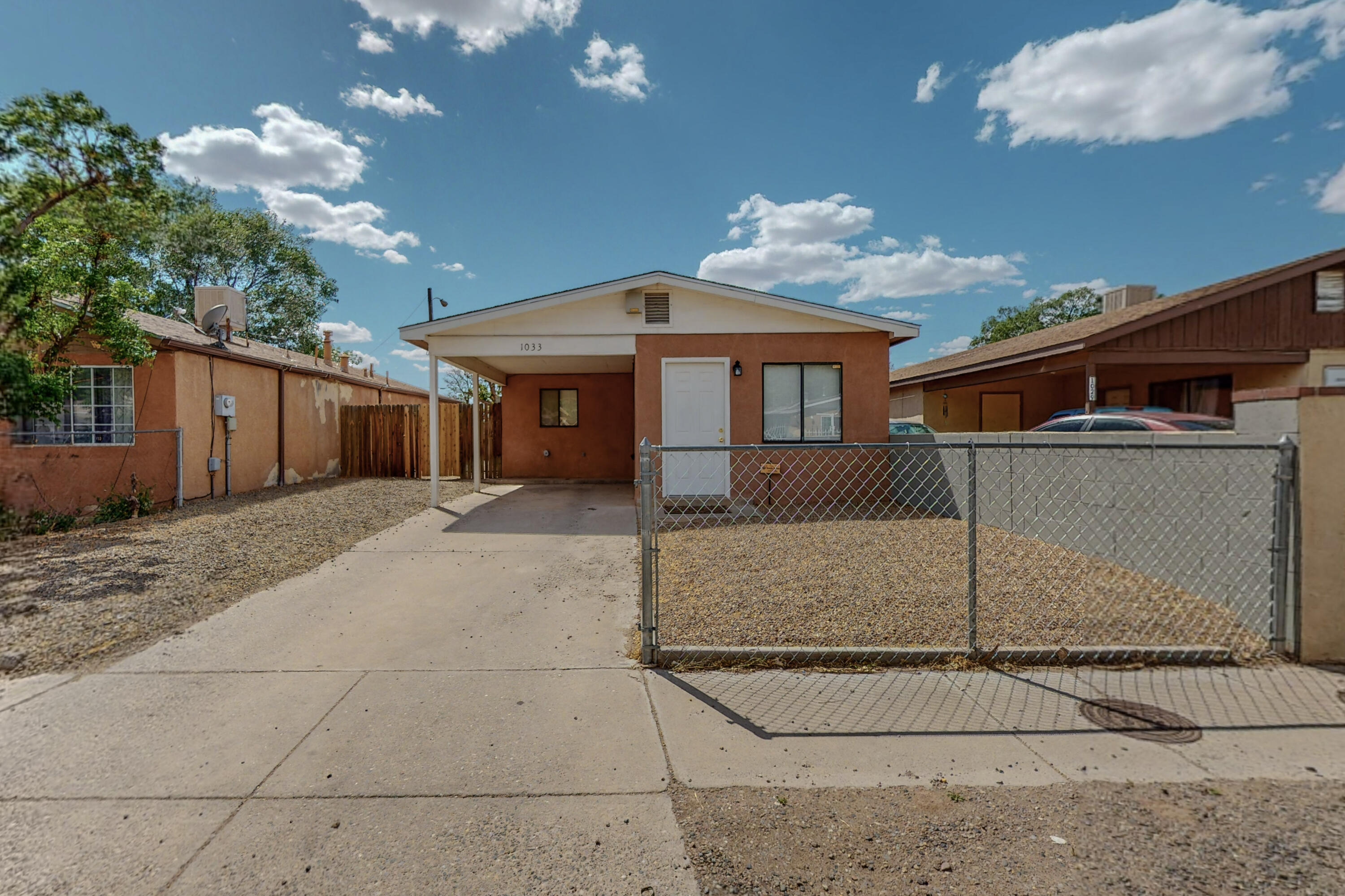 1033 Sawmill Road, Bernalillo, NM 87004