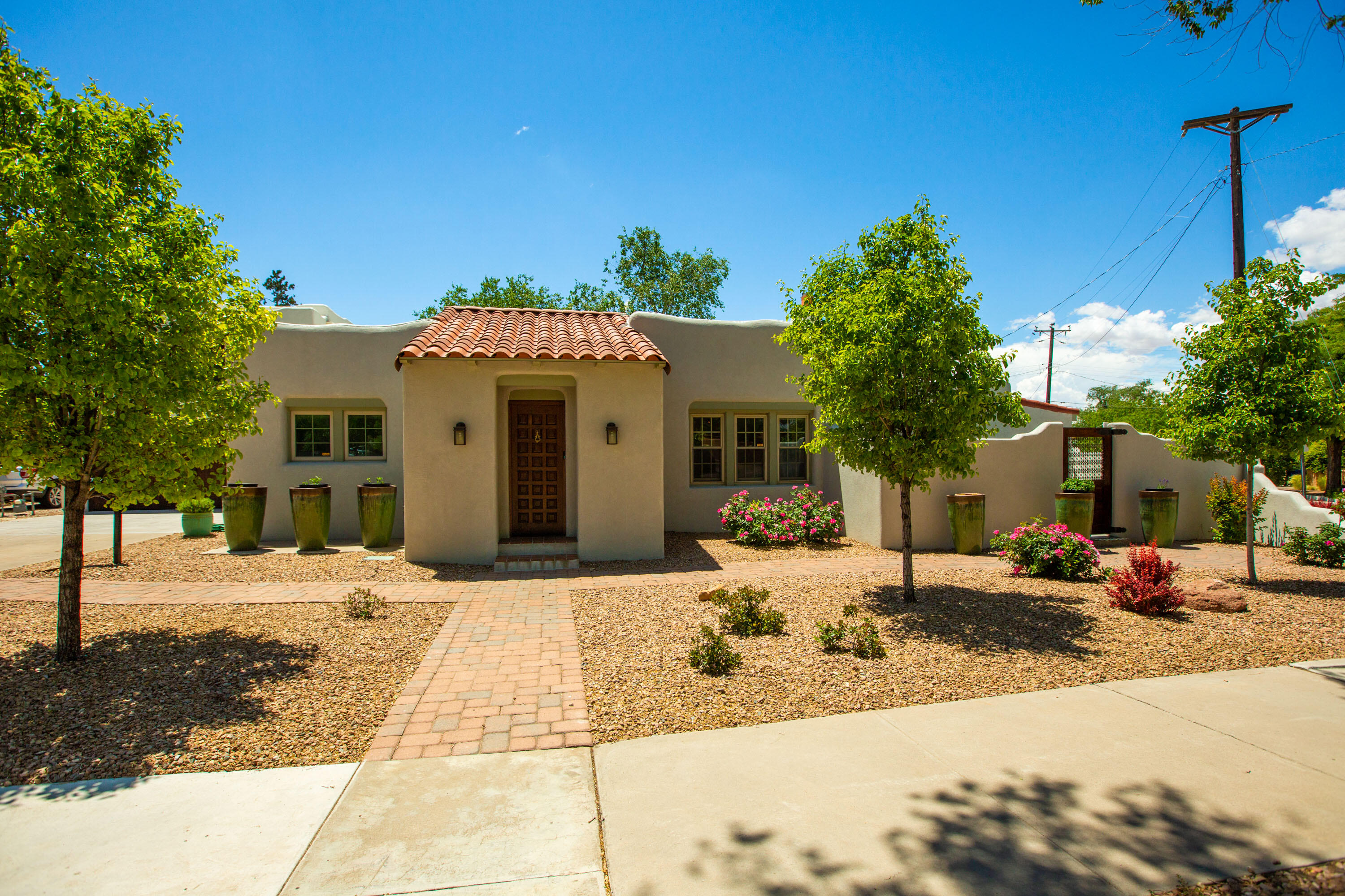 1500 Las Lomas Road NE, Albuquerque, NM 87106