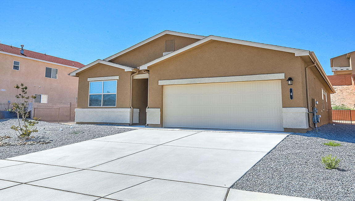 65 Tome Vista Drive, Los Lunas, NM 87031