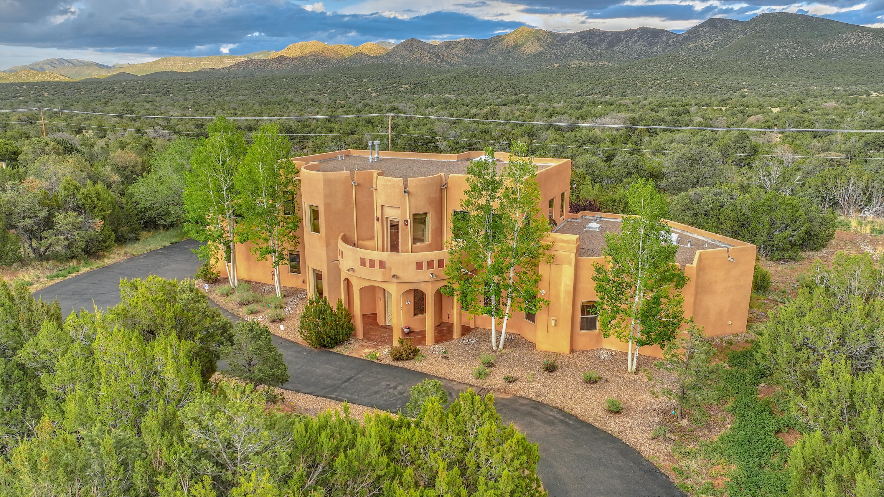 88 Paa-ko Drive, Sandia Park, NM 87047