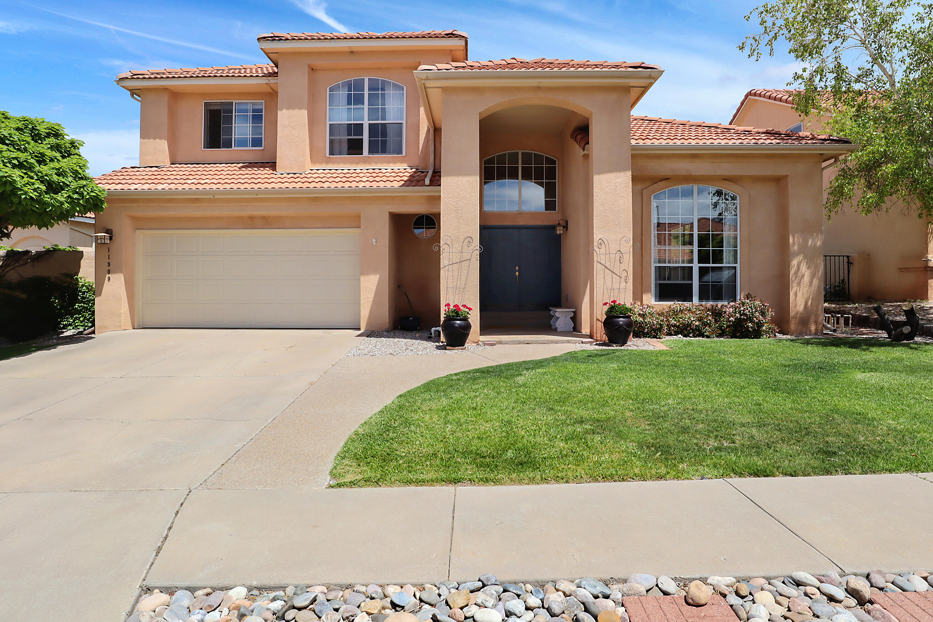 11909 Oryx Place NE, Albuquerque, NM 87111