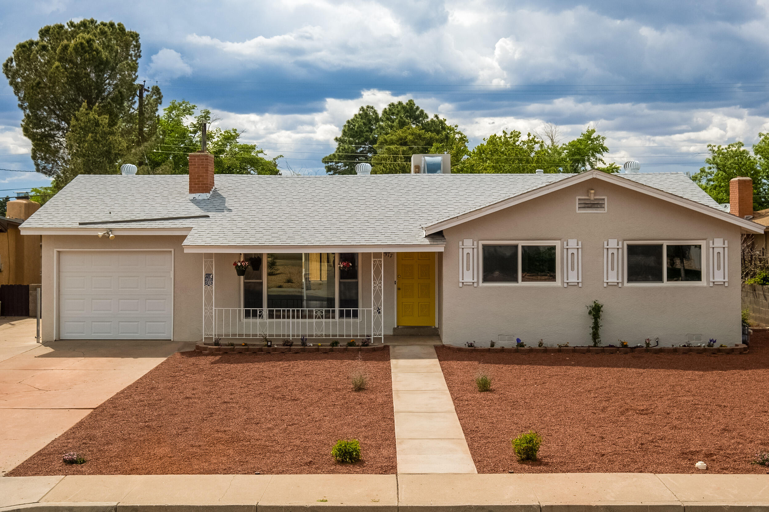 2917 California Street NE, Albuquerque, NM 87110
