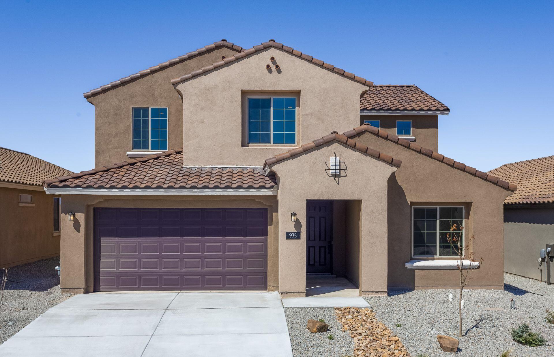 935 Turquesa Loop SE, Rio Rancho, NM 87124