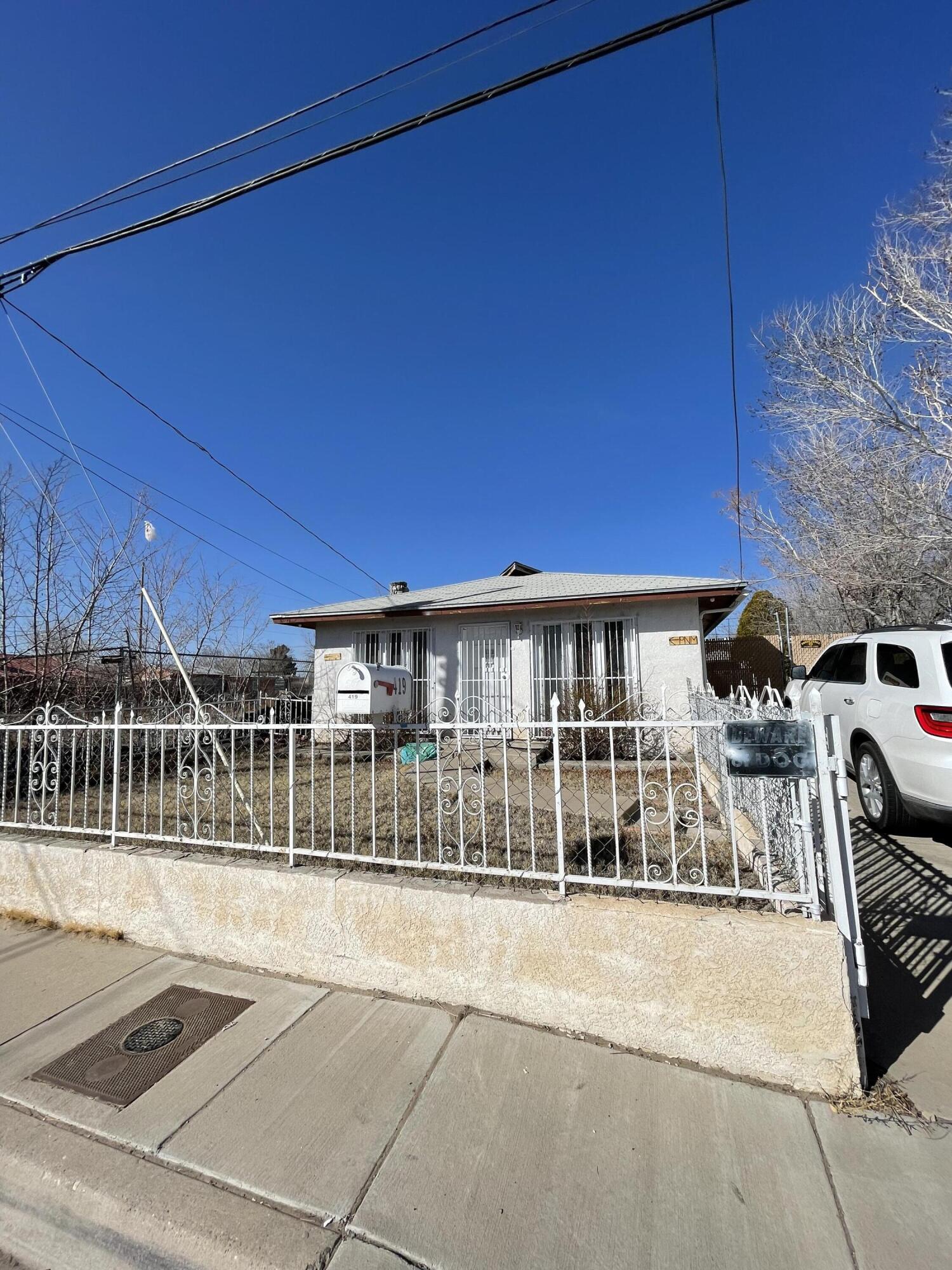 419 Bethel Avenue SE, Albuquerque, NM 87102