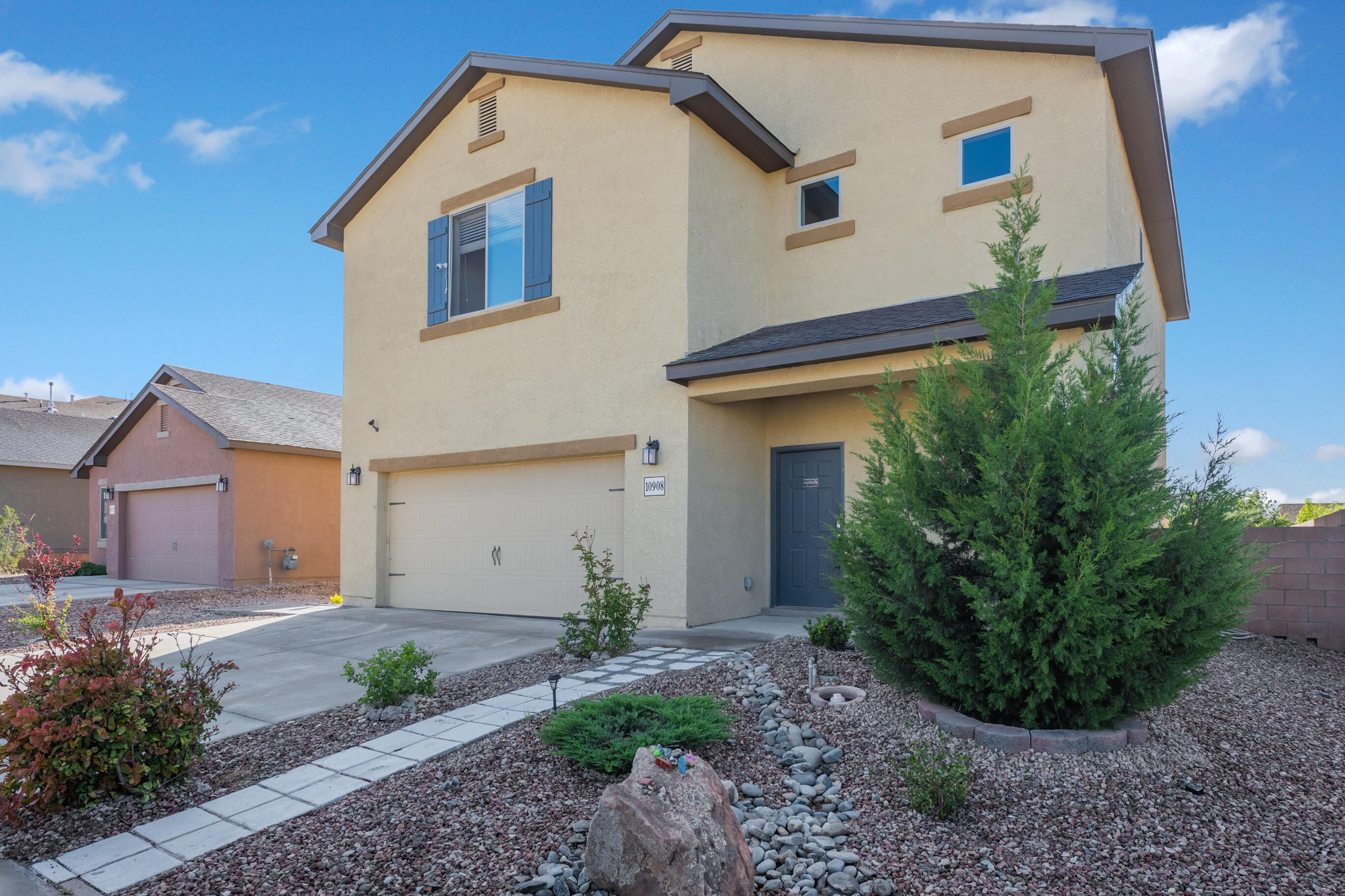 10908 Esmeralda Drive NW, Albuquerque, NM 87114