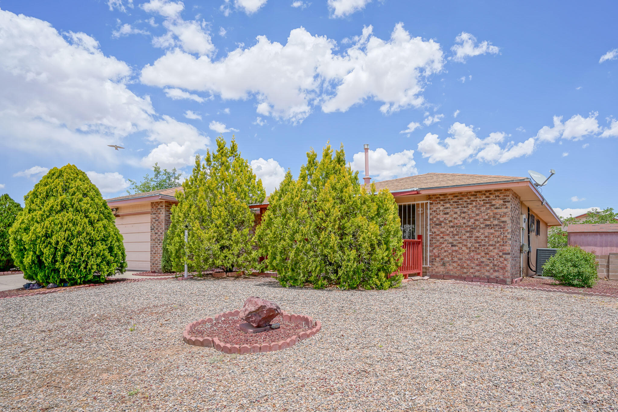 4701 Aquamarine Drive NE, Rio Rancho, NM 87124