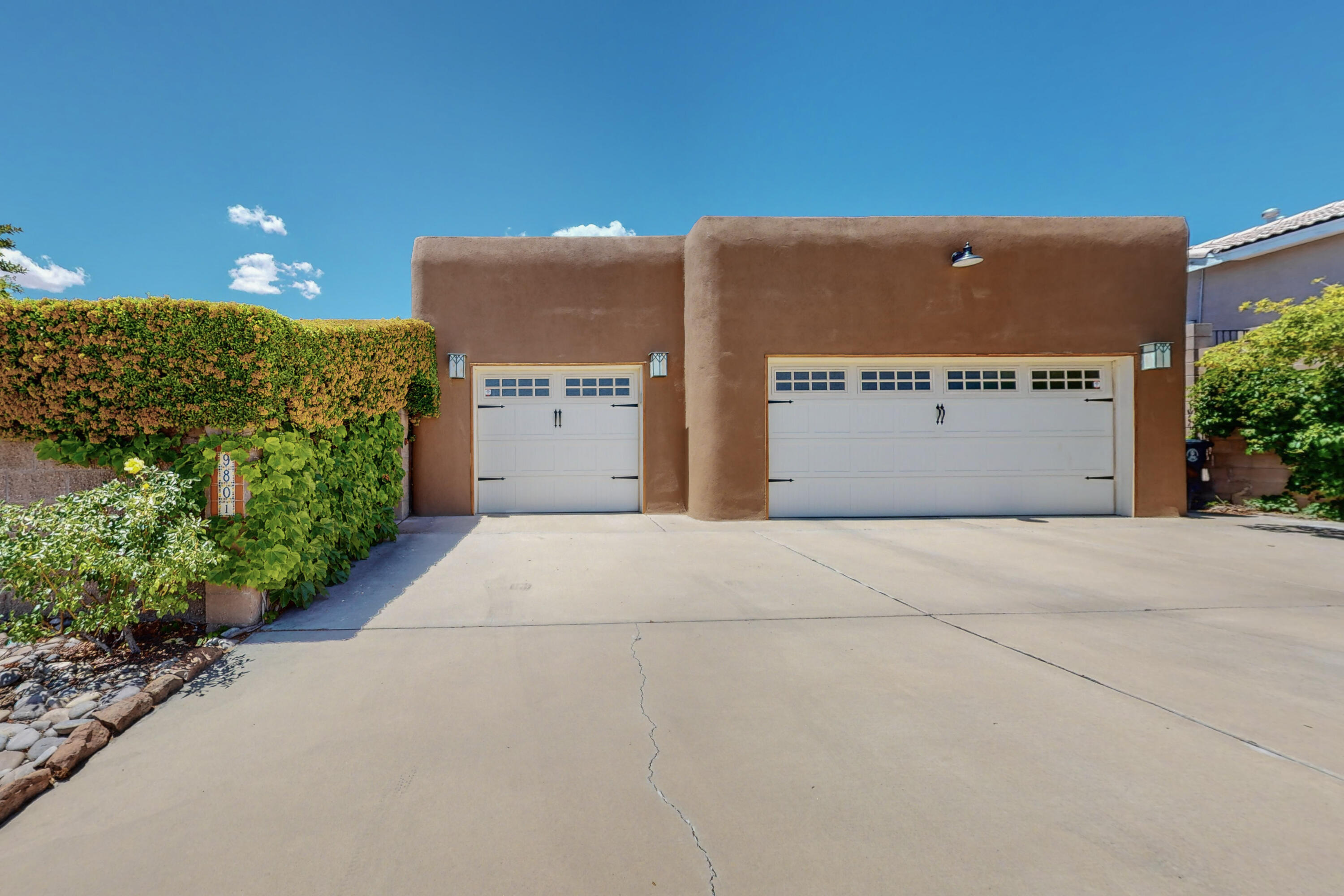 9801 Cameron Street NW, Albuquerque, NM 87114