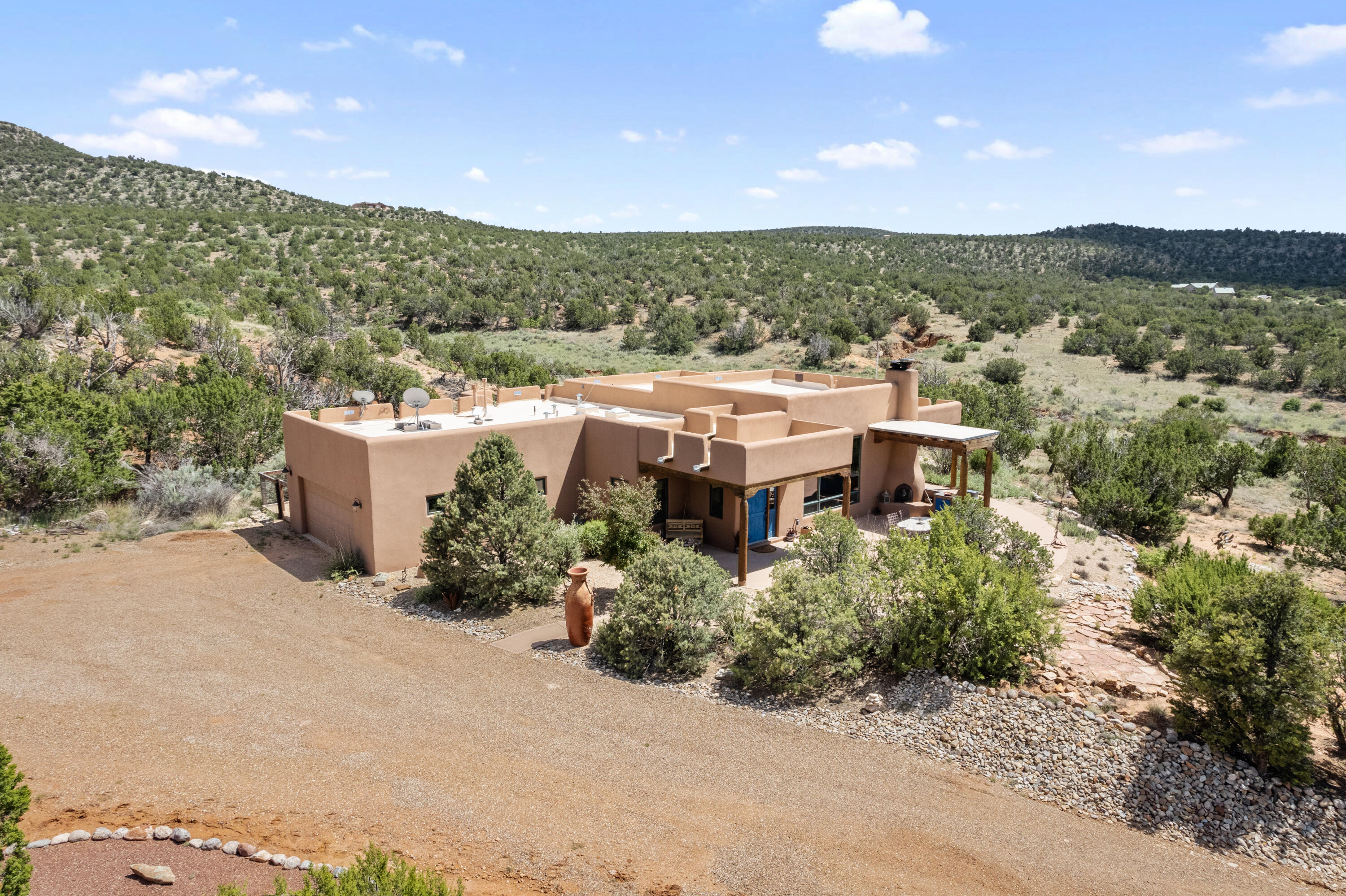 2333 Jumano Trail, Mountainair, NM 87036
