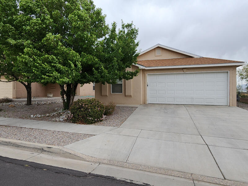 704 Sandy Drive NW, Albuquerque, NM 87120