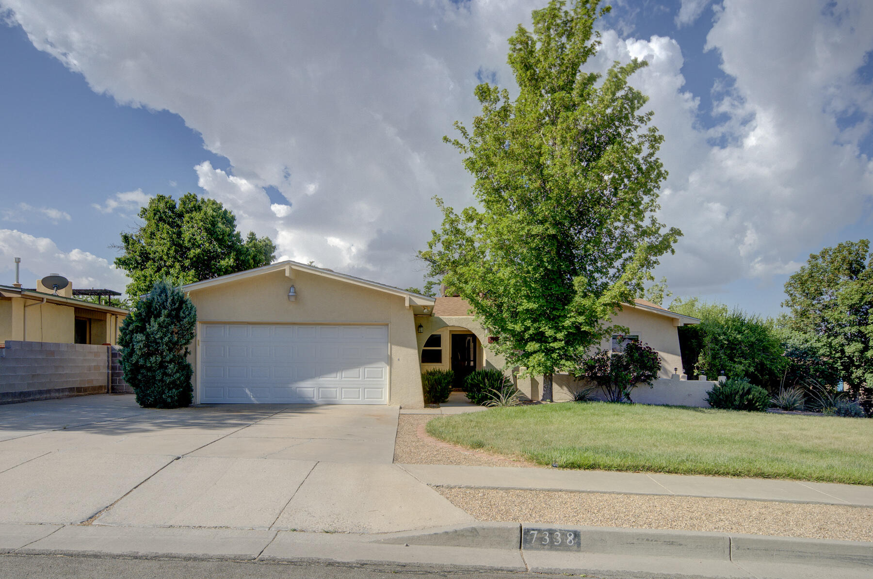 Charming home on larger lot in the heart of Heritage Hills. Several updates in recent years include kitchen cabinets and silestone countertops, ceramic tile flooring. Comfortable layout, and skylights bring in natural light. Evaporative cooler is two years old. Landscaping upgraded recently with automatic sprinkler system. Additional space at driveway for more parking. Convenient location with easy access to parks, schools, shopping and more. Ready to move in!