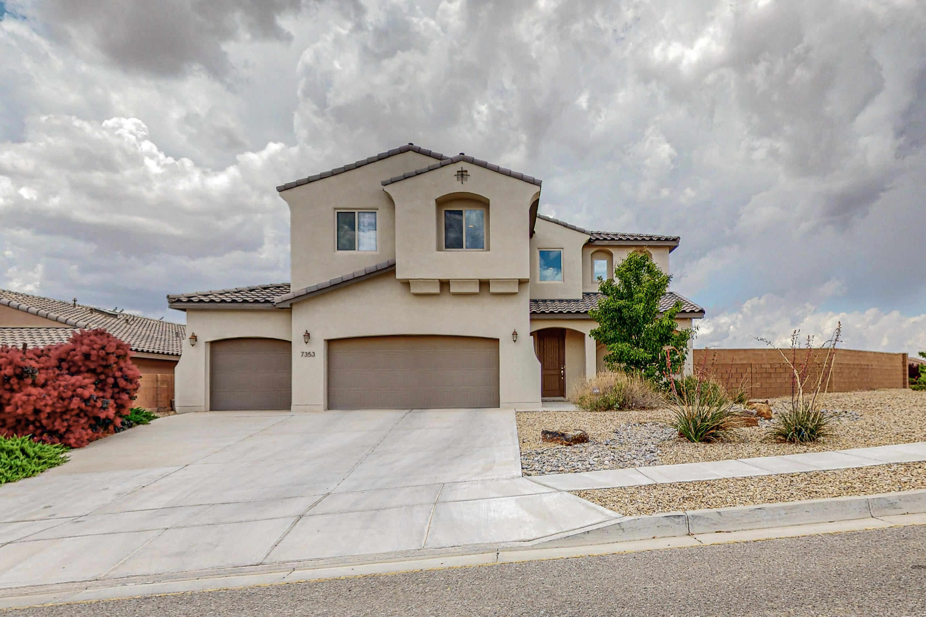 7353 Nome Drive NE, Rio Rancho, NM 87144