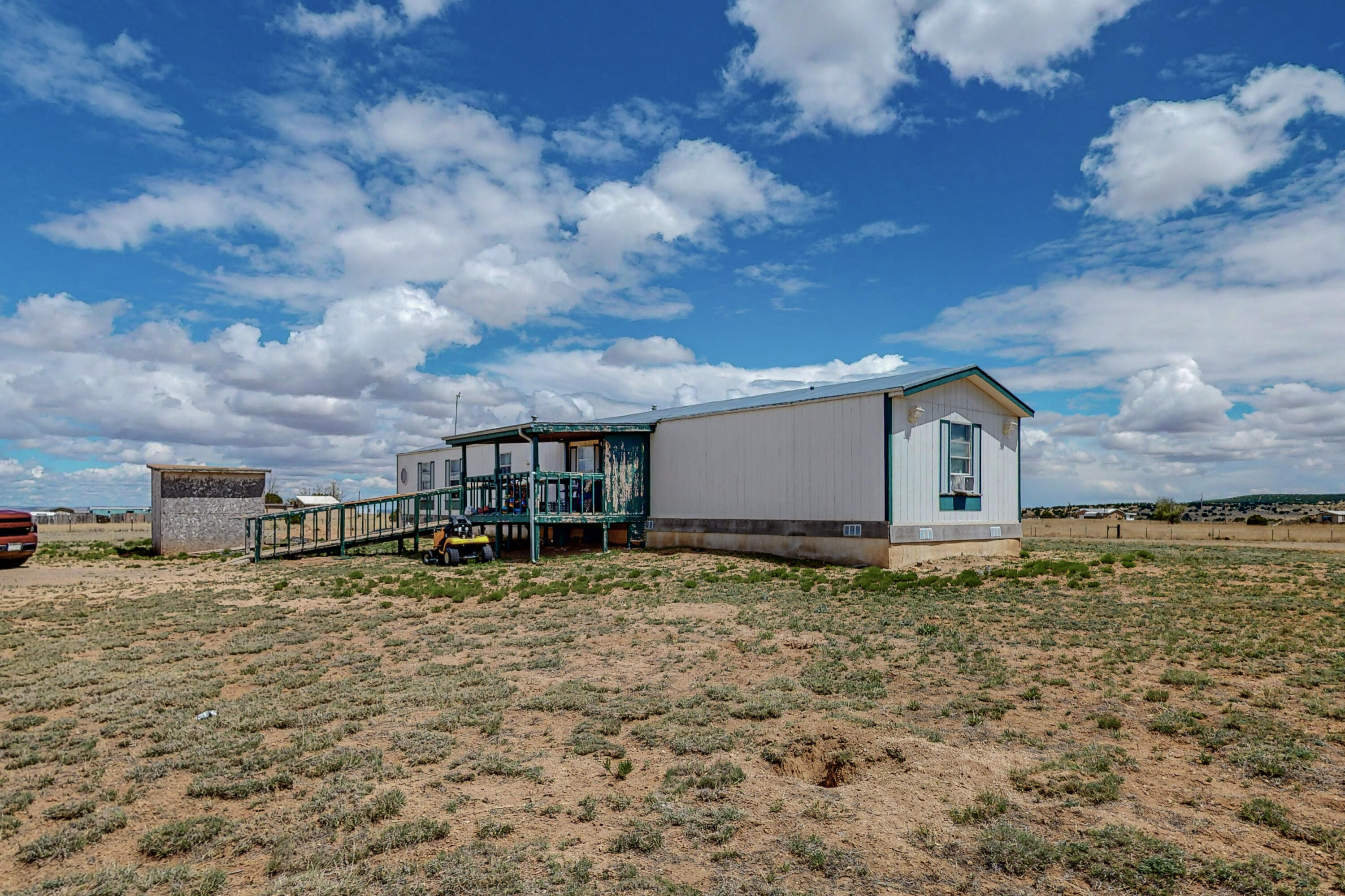19 Pine Ridge Lane, Moriarty, NM 87035