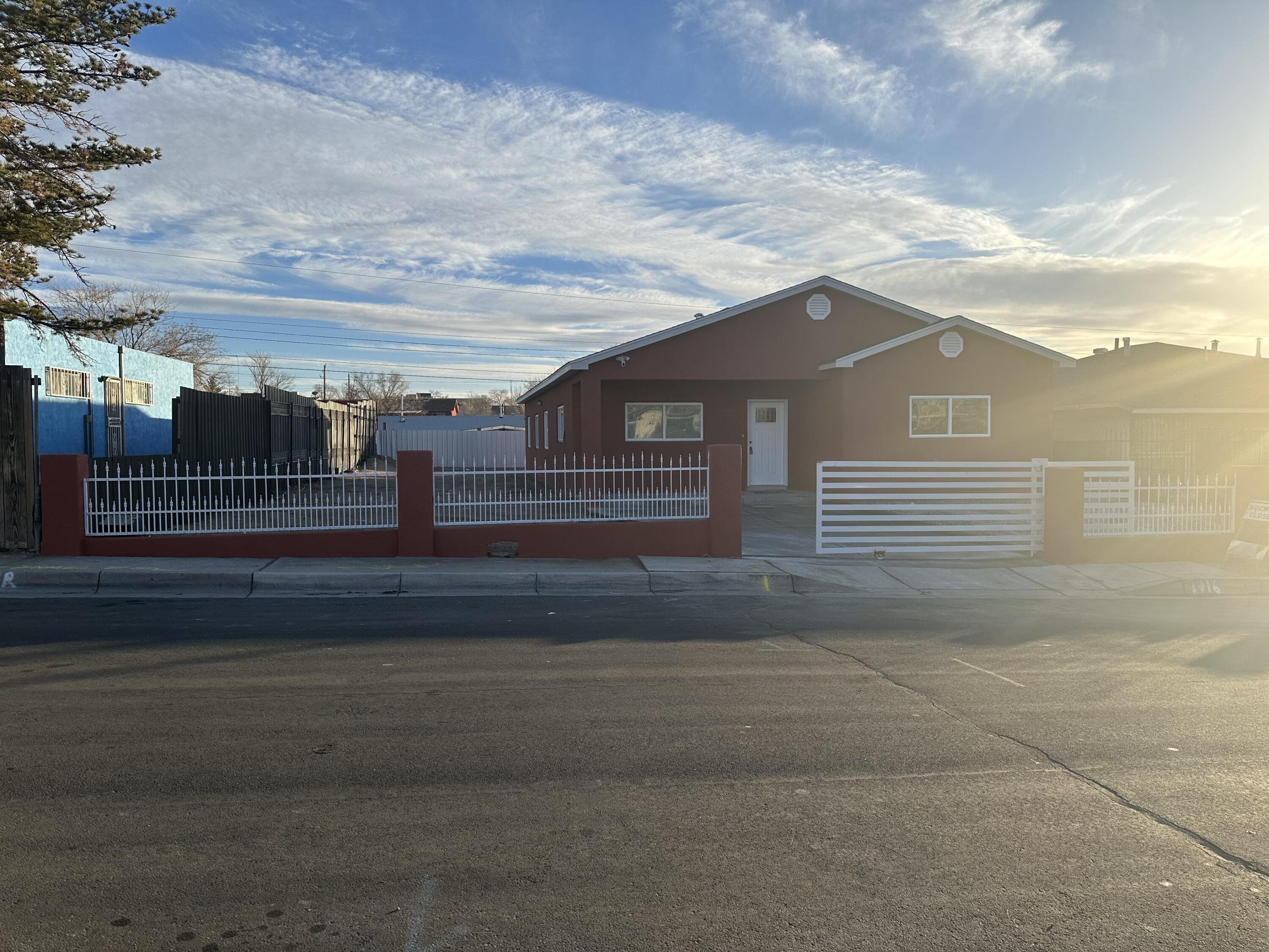 1716 Gerald Avenue SE, Albuquerque, NM 87106