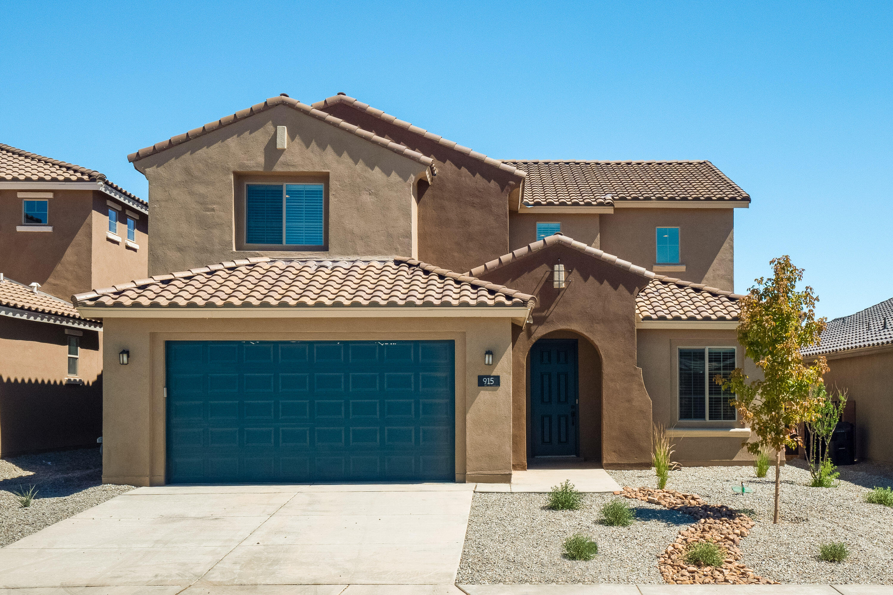 915 Turquesa Loop SE, Rio Rancho, NM 87124