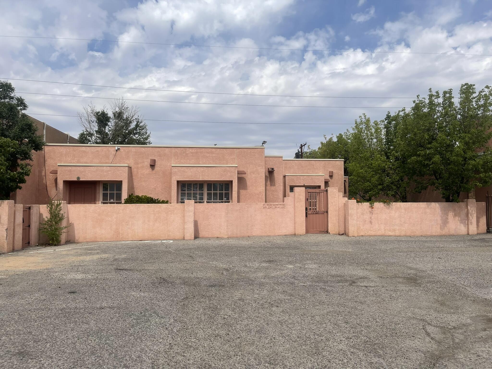 1709 Girard Boulevard NE, Albuquerque, New Mexico 87106, ,Commercial Lease,For Rent,1709 Girard Boulevard NE,1037015