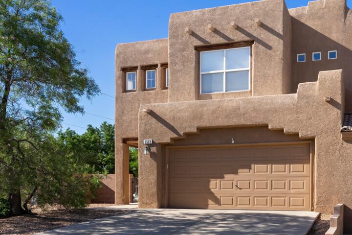 Welcome to this beautiful three bedroom, three bathroom townhome nestled within the desirable Ventana Ranch neighborhood. This home offers a unique and spacious layout with high ceilings, situated on a corner lot, and complemented by a large backyard. The main living area offers ample space for entertaining and relaxation. Whether you're hosting gatherings or enjoying a quiet evening at home, this welcoming space is perfect for both. The open concept design seamlessly connects the living room, dining area, and kitchen, creating a cohesive and sociable environment. Primary bedroom is one to come and see with an en suite bathroom that features a tub and a separate shower, the other two bedroom are bright, spacious, and designed with your comfort in mind.