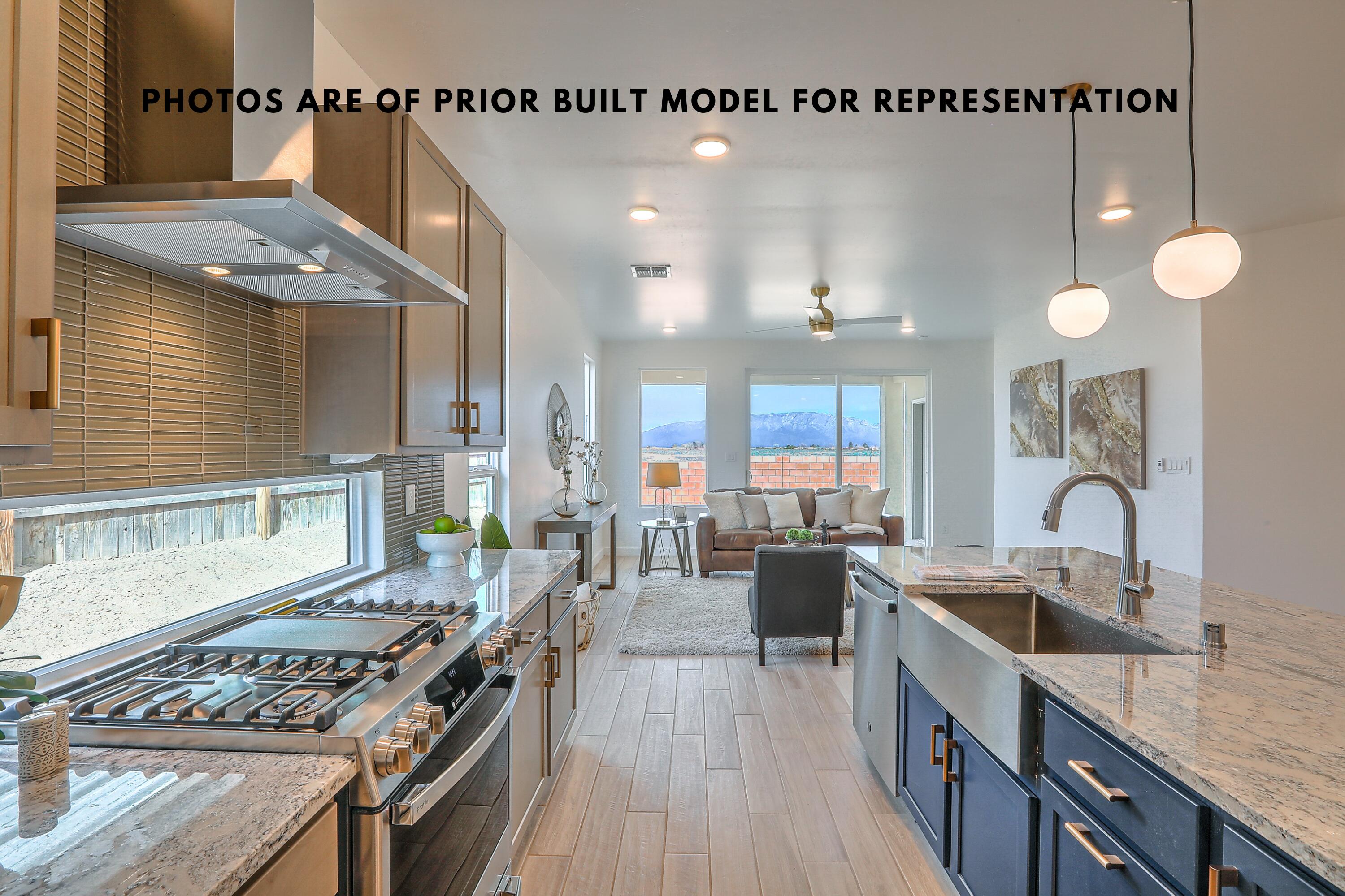 513 2nd Street NE, Rio Rancho, New Mexico 87124, 4 Bedrooms Bedrooms, ,3 BathroomsBathrooms,Residential,For Sale,513 2nd Street NE,1043068