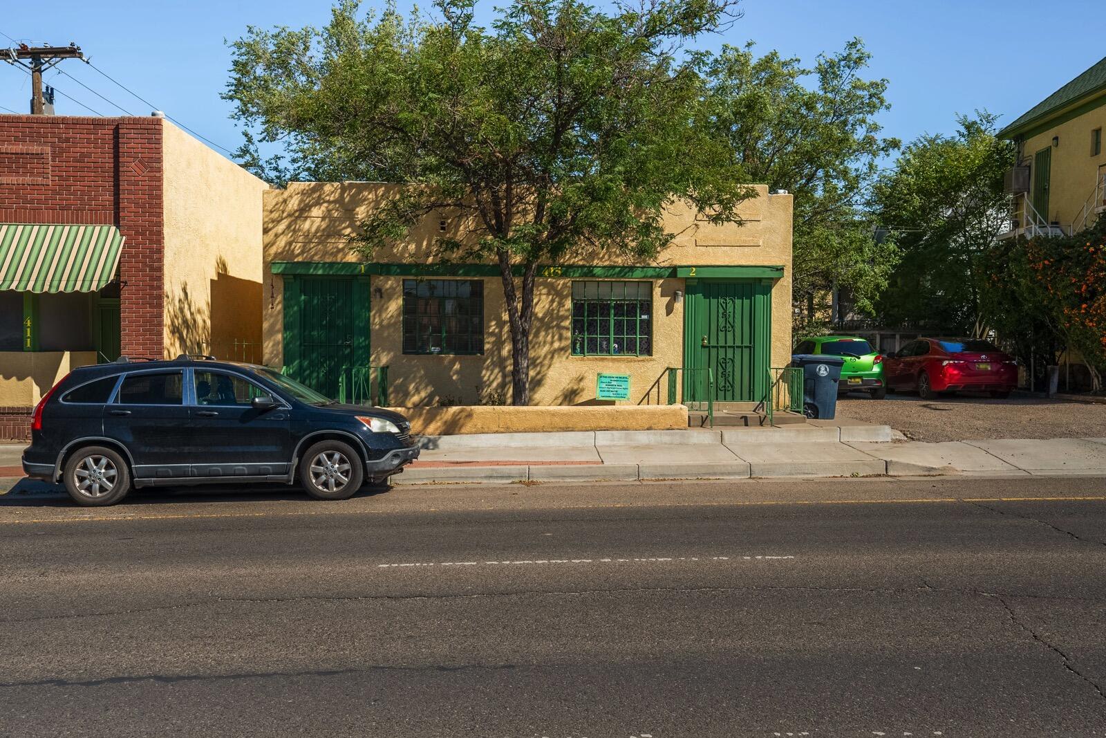 421 Edith Boulevard SE, Albuquerque, New Mexico 87102, 1 Bedroom Bedrooms, ,1 BathroomBathrooms,Residential Income,For Sale,421 Edith Boulevard SE,1043420