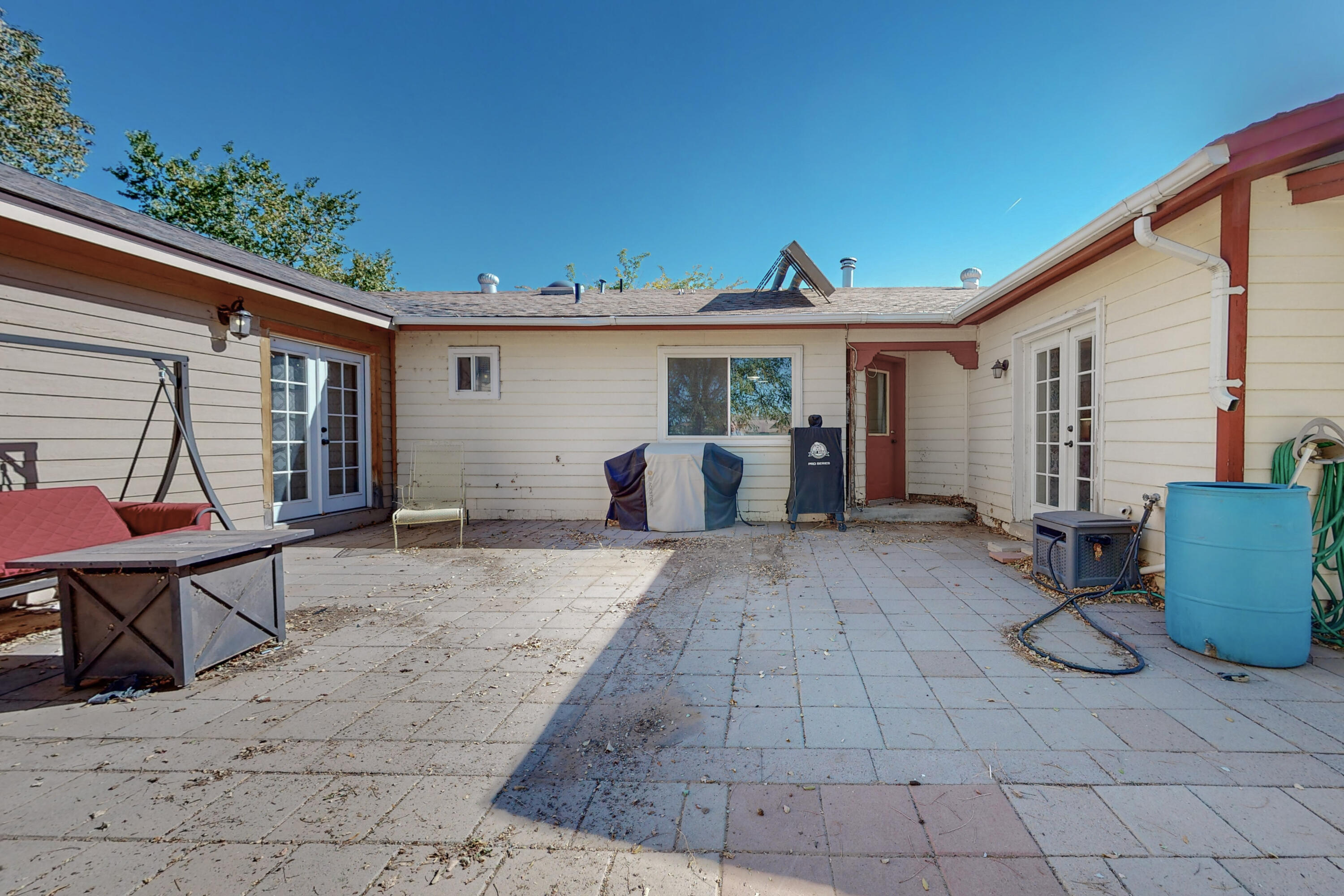 1705 32nd Street SE, Rio Rancho, New Mexico 87124, 3 Bedrooms Bedrooms, ,2 BathroomsBathrooms,Residential,For Sale,1705 32nd Street SE,1043905