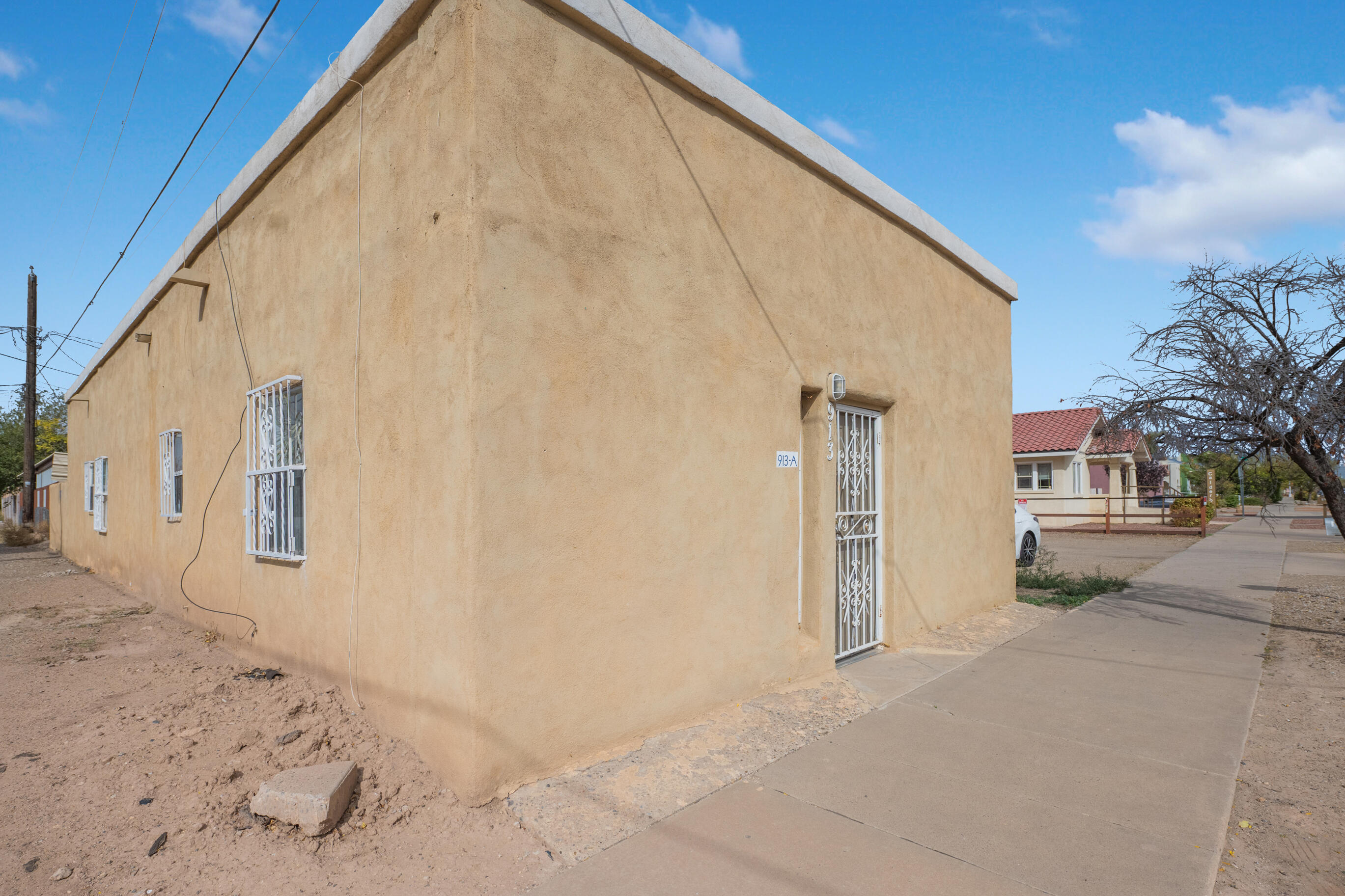 913 5th Street NW, Albuquerque, New Mexico 87102, 2 Bedrooms Bedrooms, ,1 BathroomBathrooms,Residential Income,For Sale,913 5th Street NW,1044070